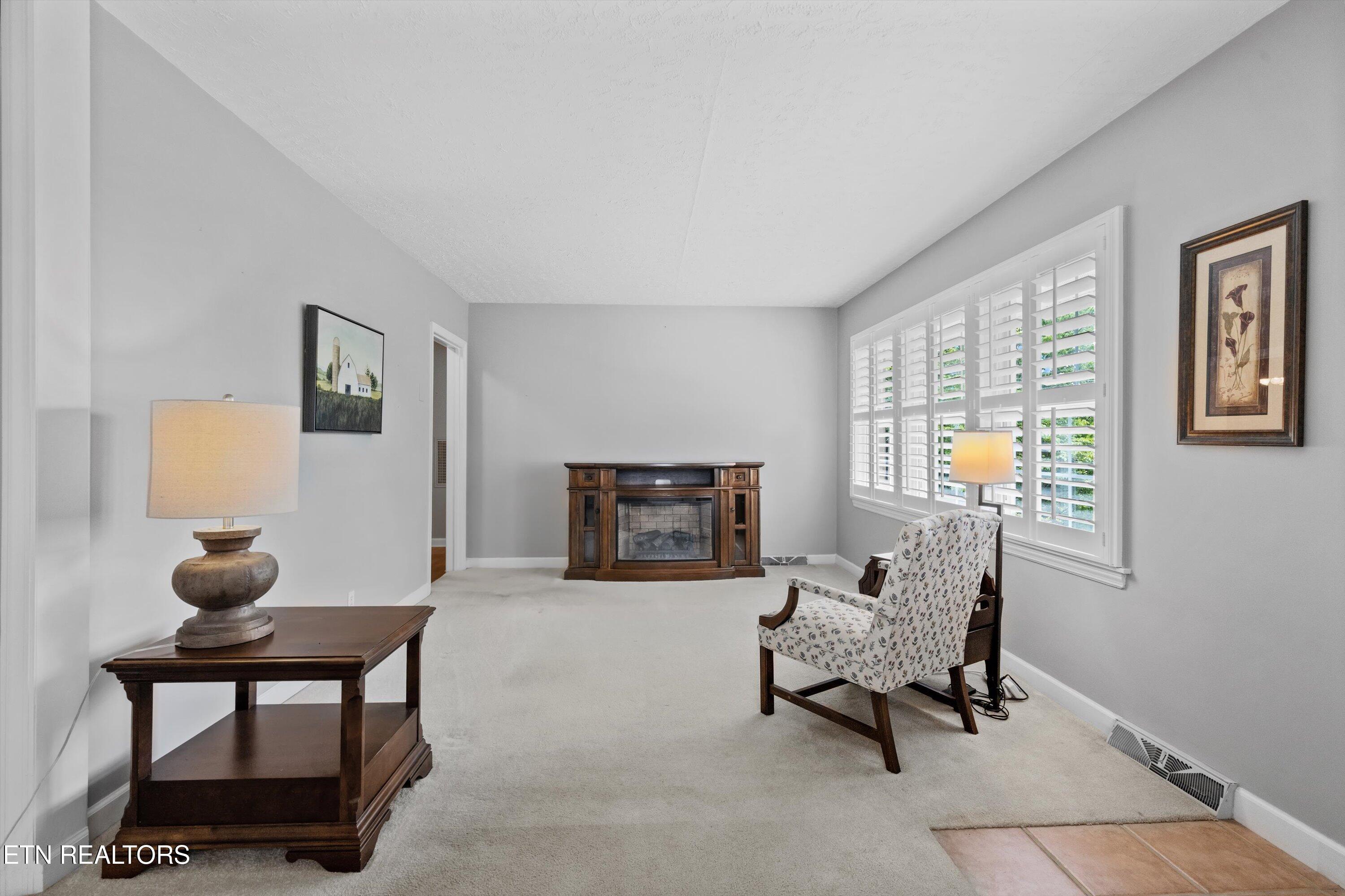 5702 Dogwood Road Knoxville TN 37918