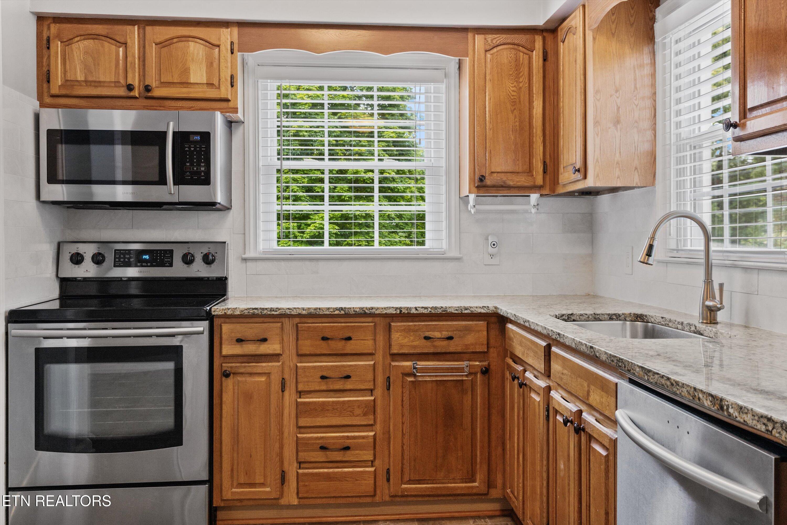 5702 Dogwood Road Knoxville TN 37918