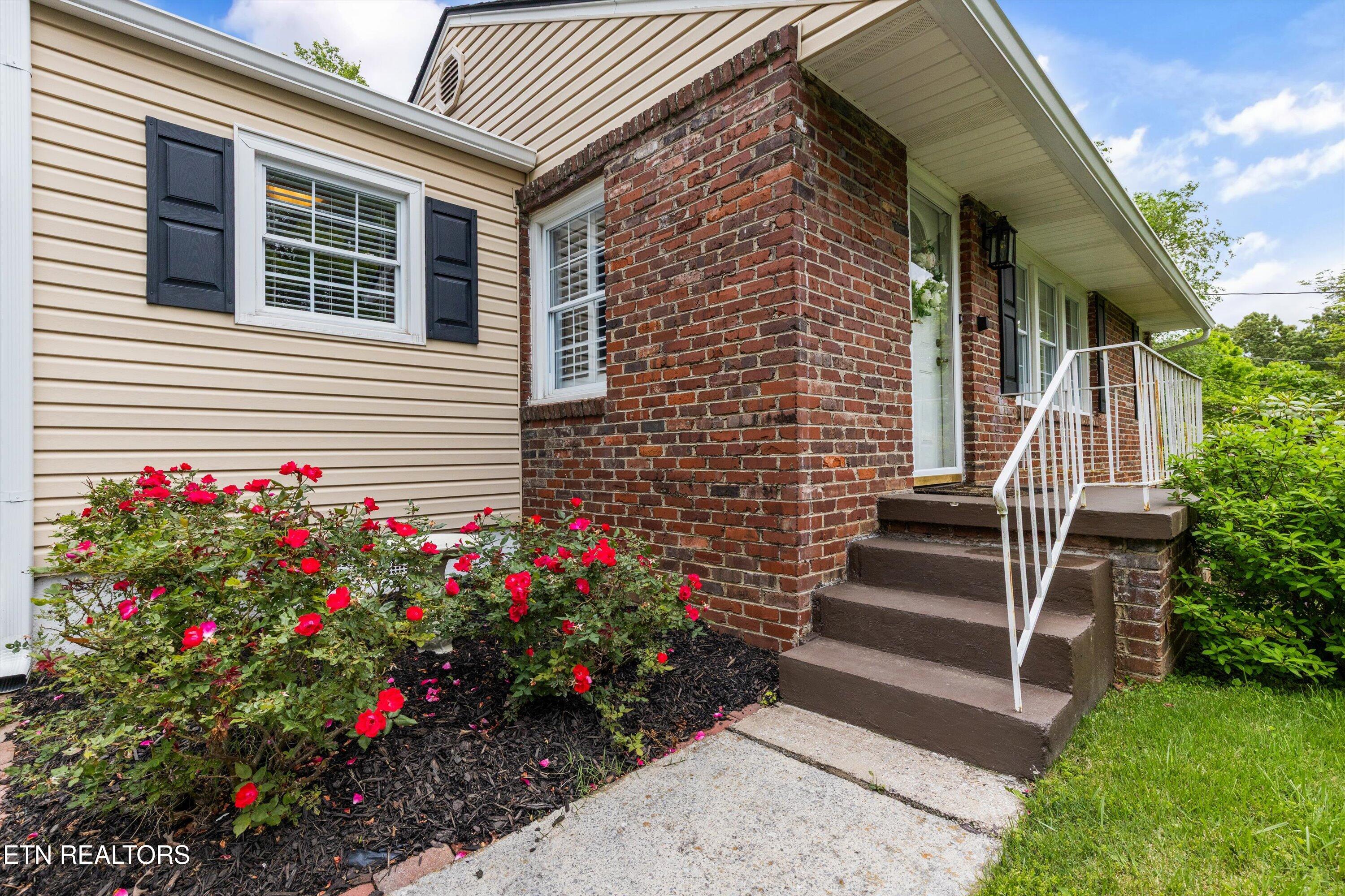 5702 Dogwood Road Knoxville TN 37918