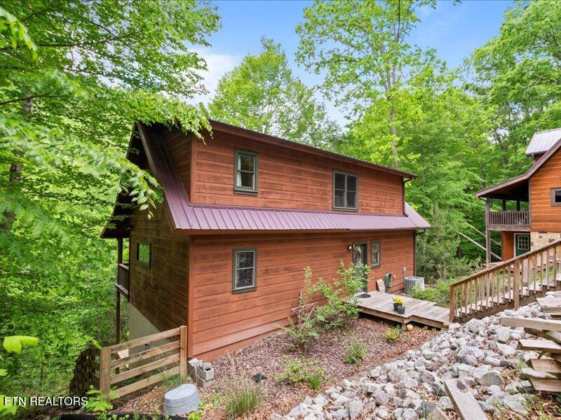 206 Poplar Creek Court Caryville TN 37714