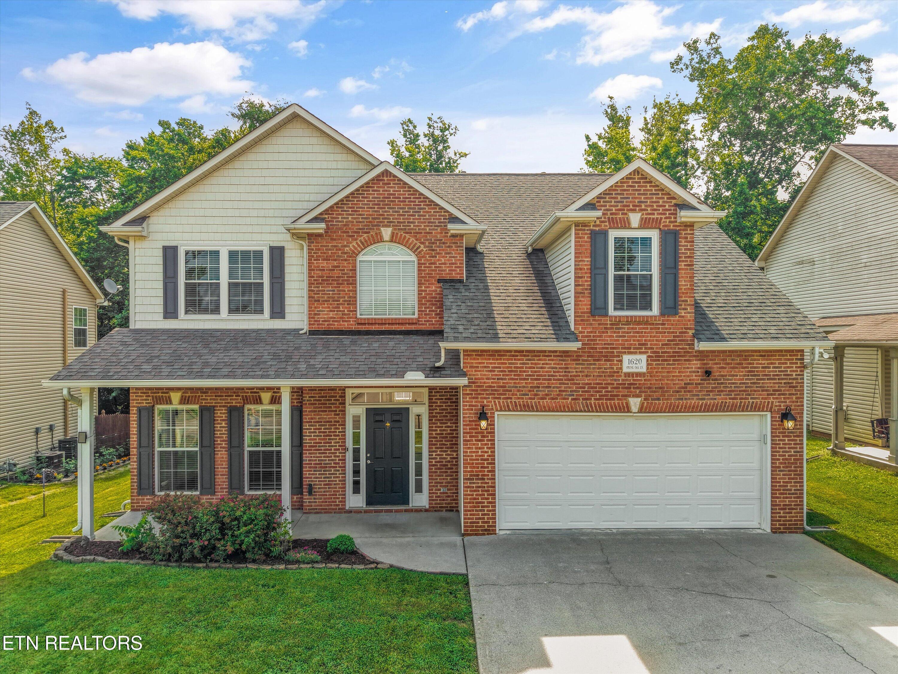 1620 Spring Oak Lane Lenoir City TN 37772