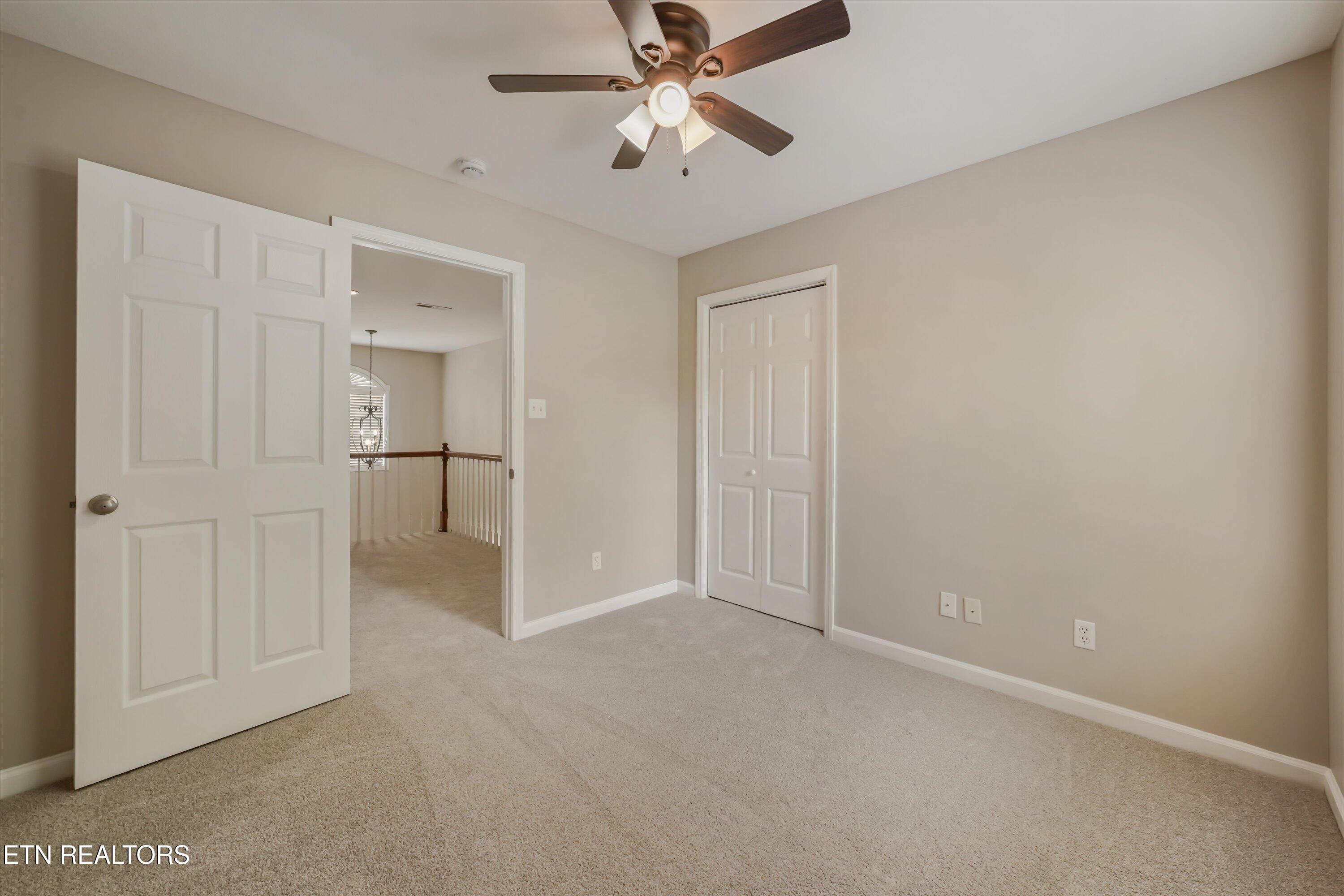 1620 Spring Oak Lane Lenoir City TN 37772