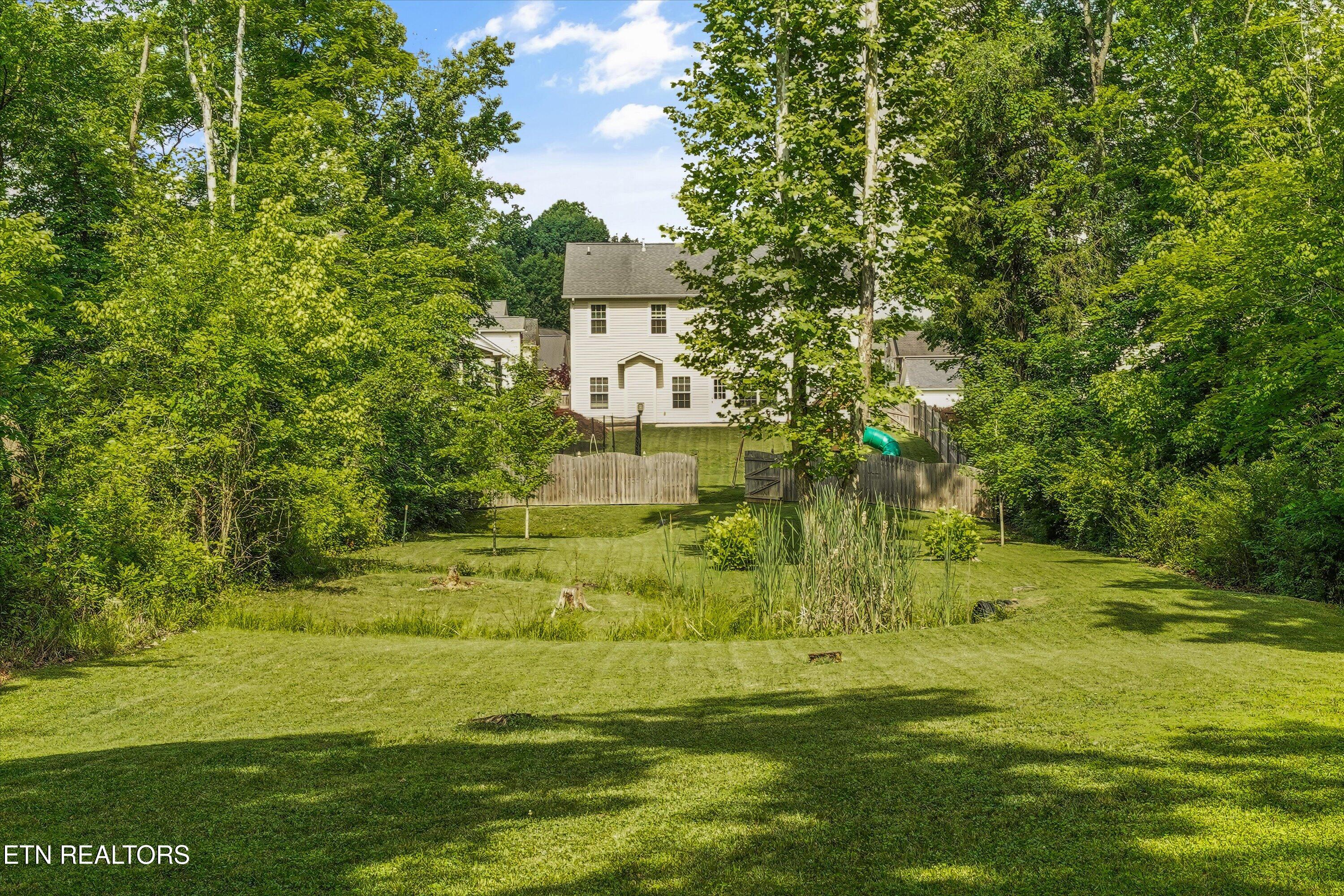 1620 Spring Oak Lane Lenoir City TN 37772