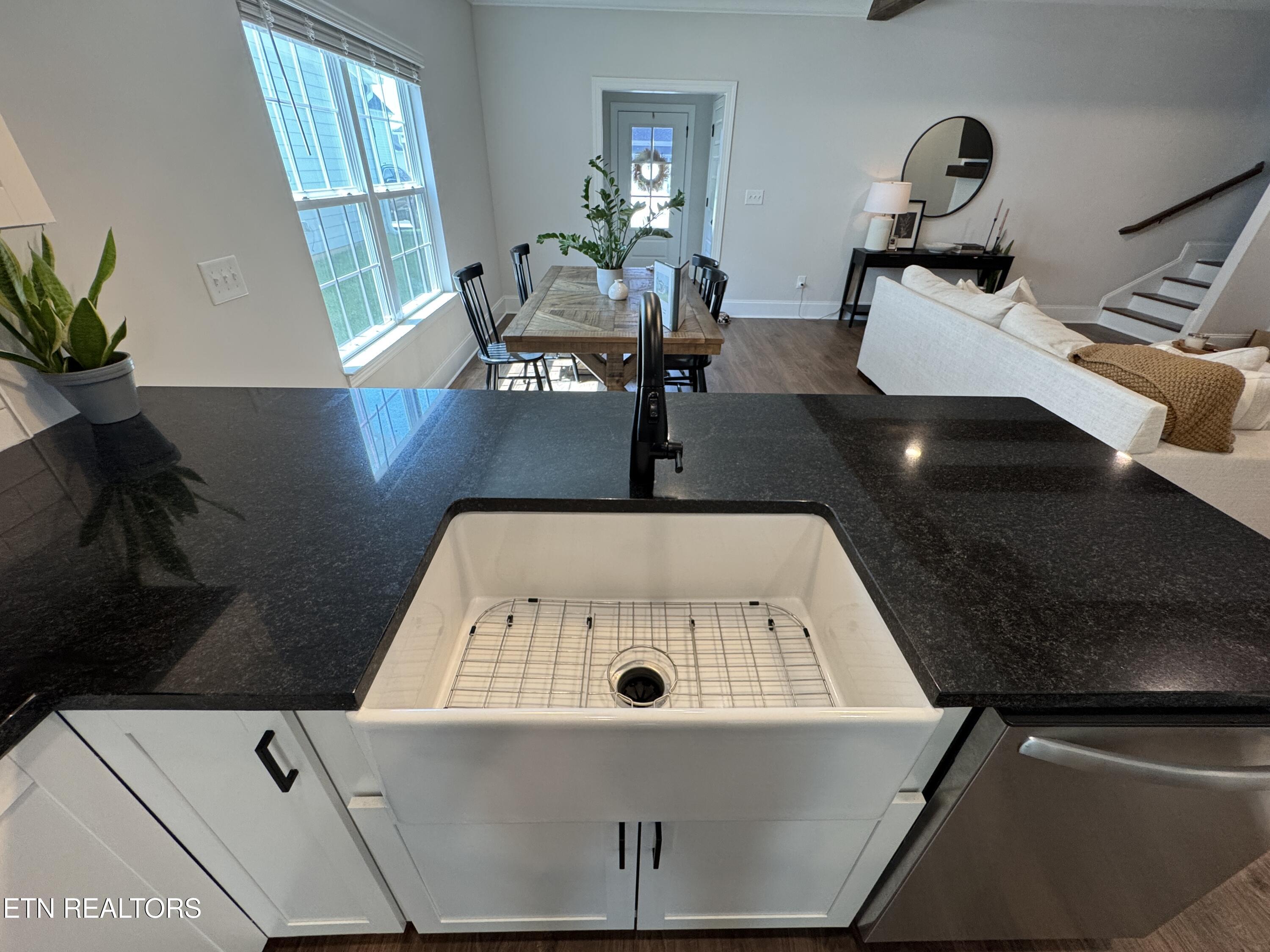 1610 Spring Berry Lane Knoxville TN 37924