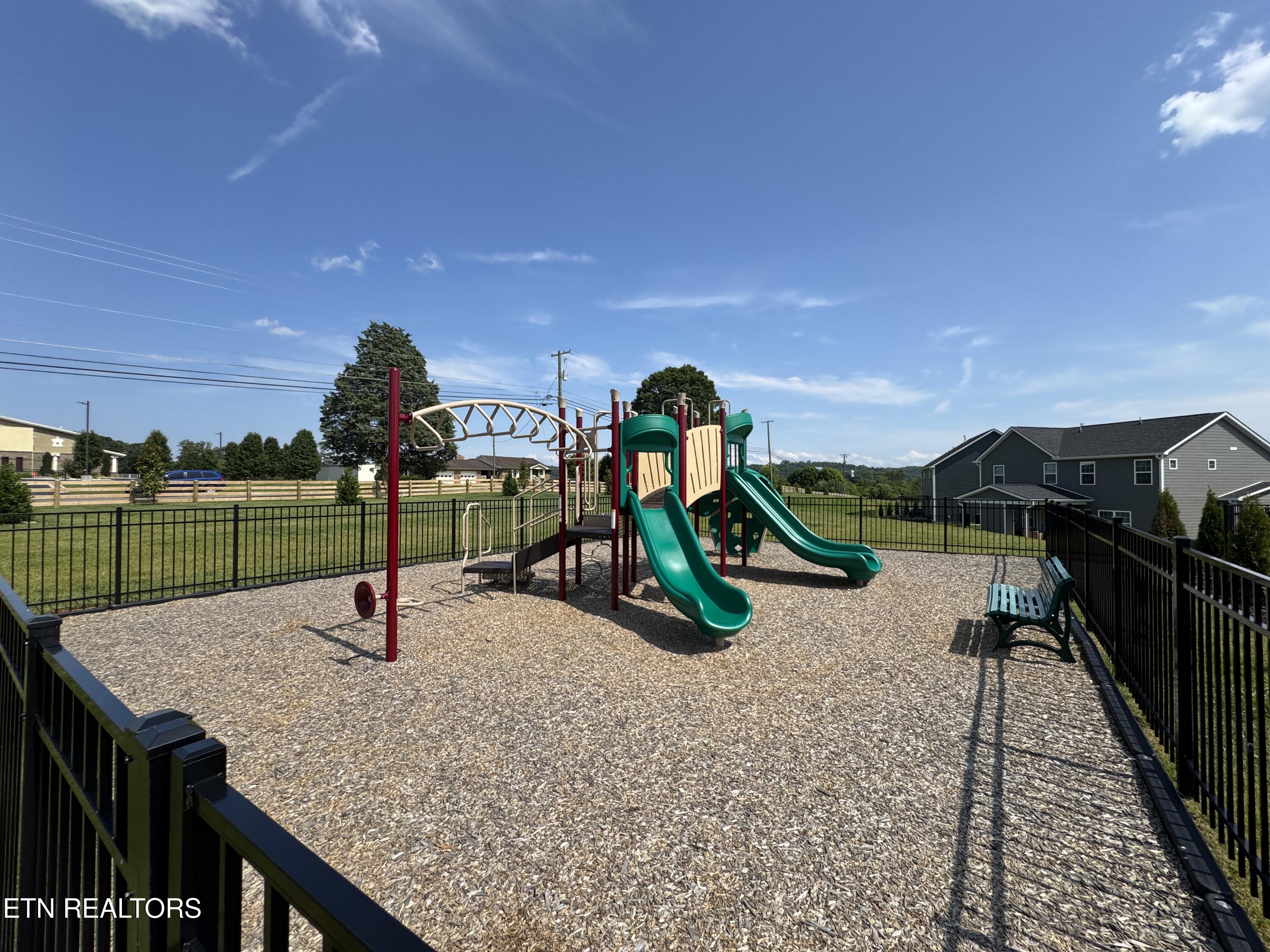1610 Spring Berry Lane Knoxville TN 37924