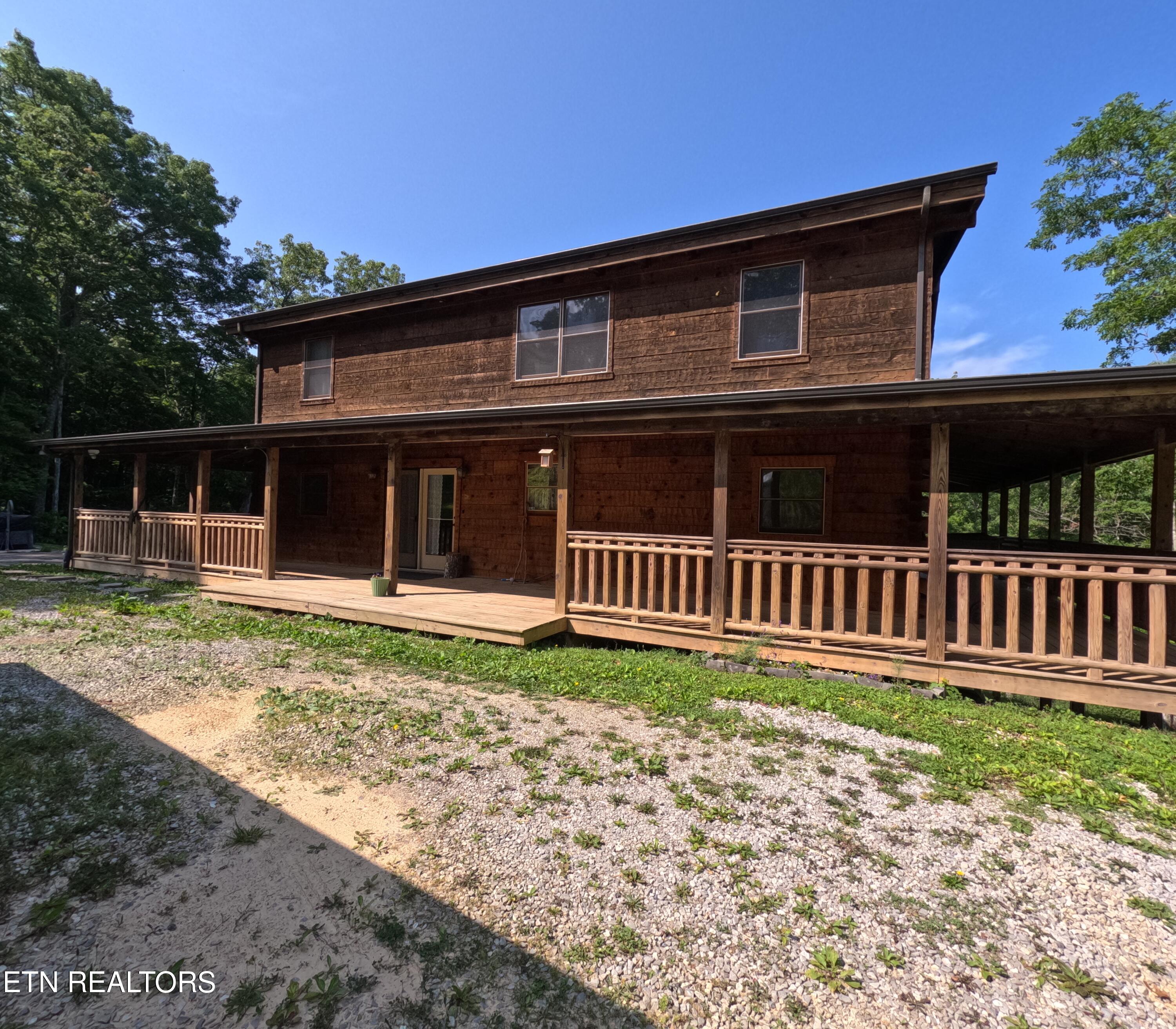 731 John J Smith Road Oneida TN 37841