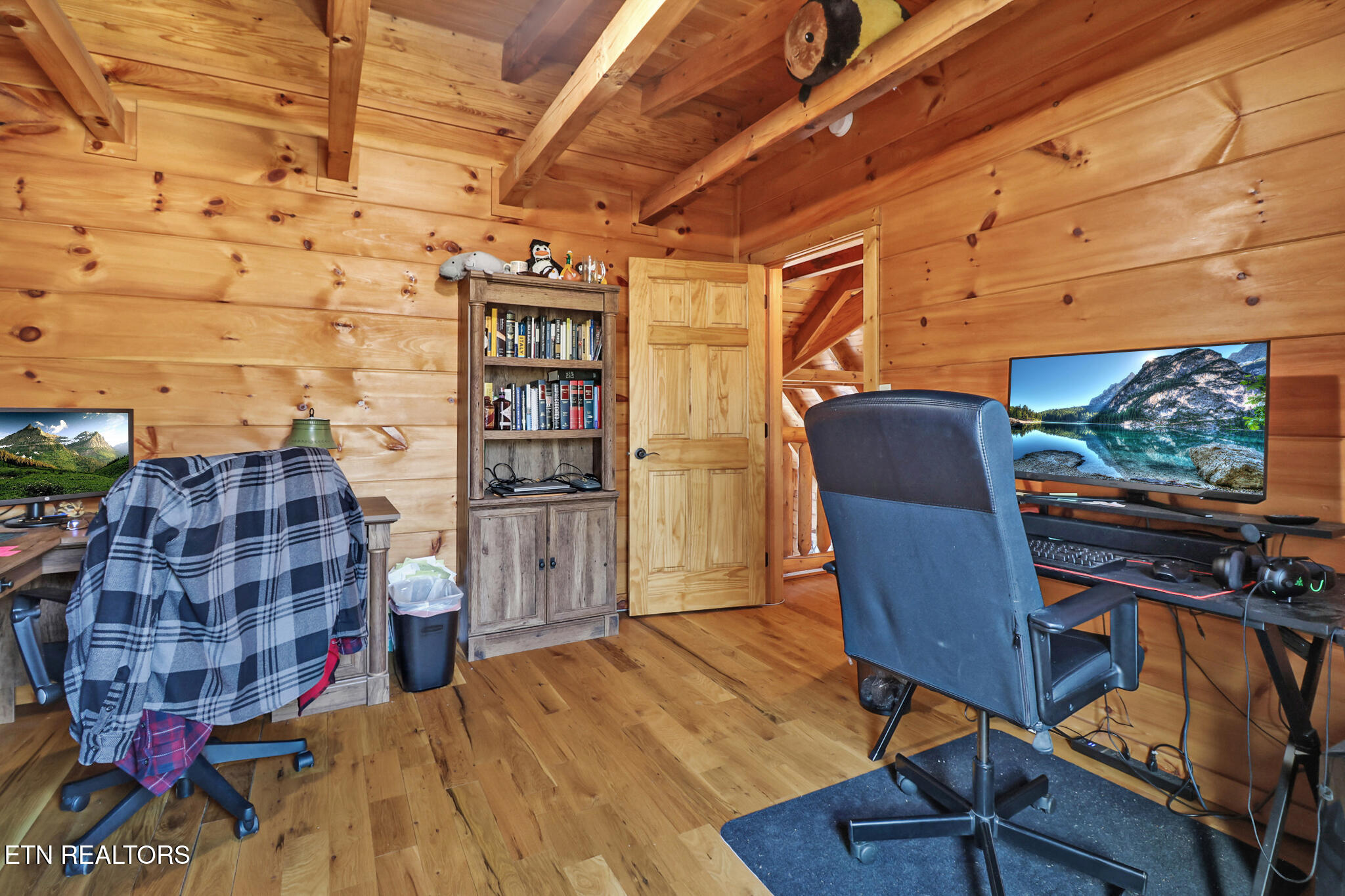 731 John J Smith Road Oneida TN 37841
