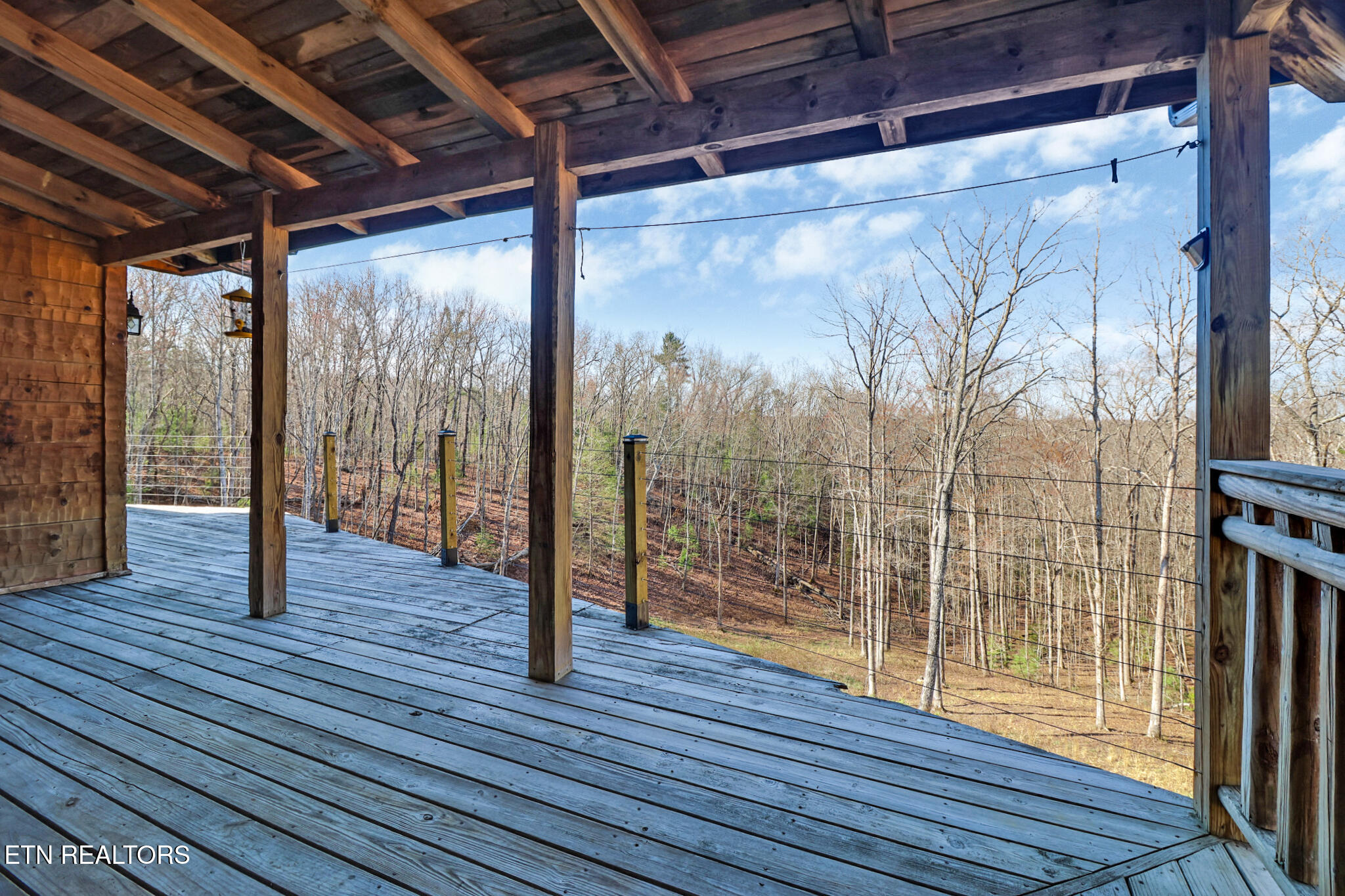 731 John J Smith Road Oneida TN 37841