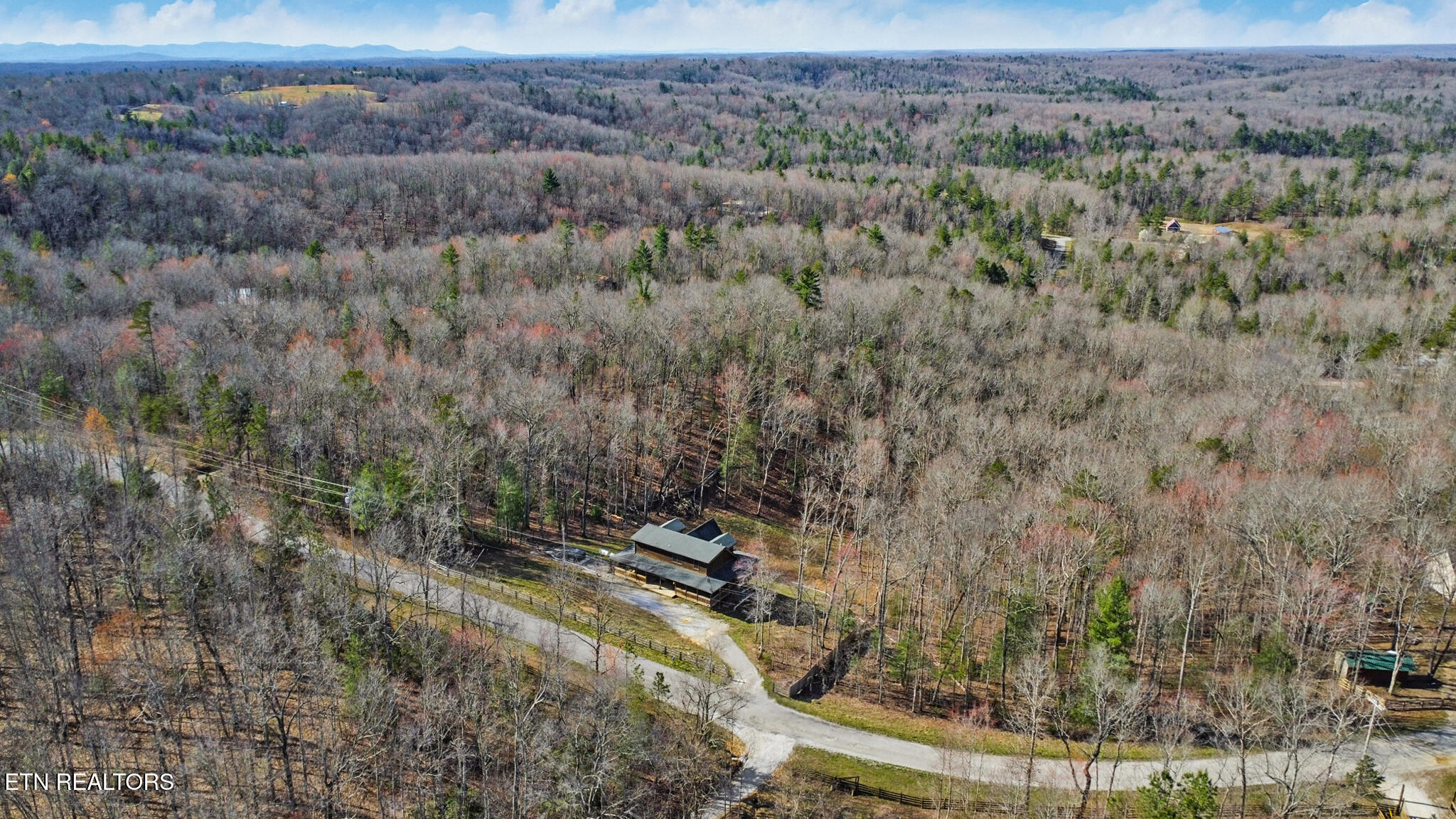 731 John J Smith Road Oneida TN 37841