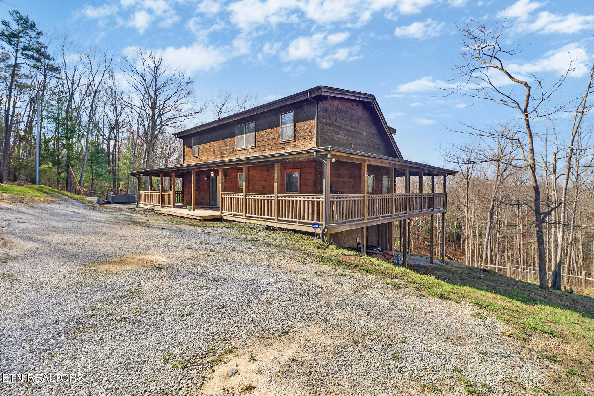 731 John J Smith Road Oneida TN 37841