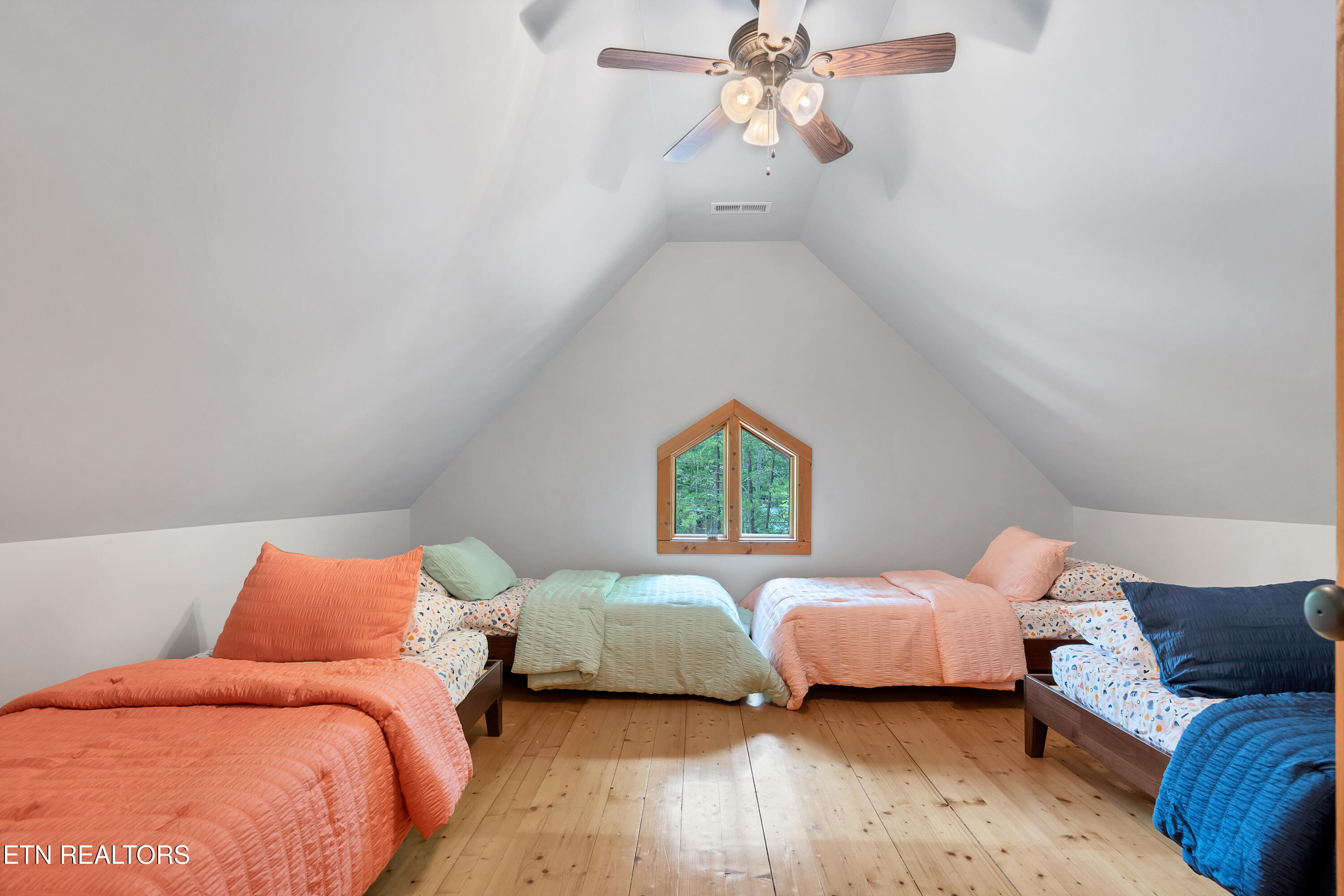 374 Laurel Road Townsend TN 37882