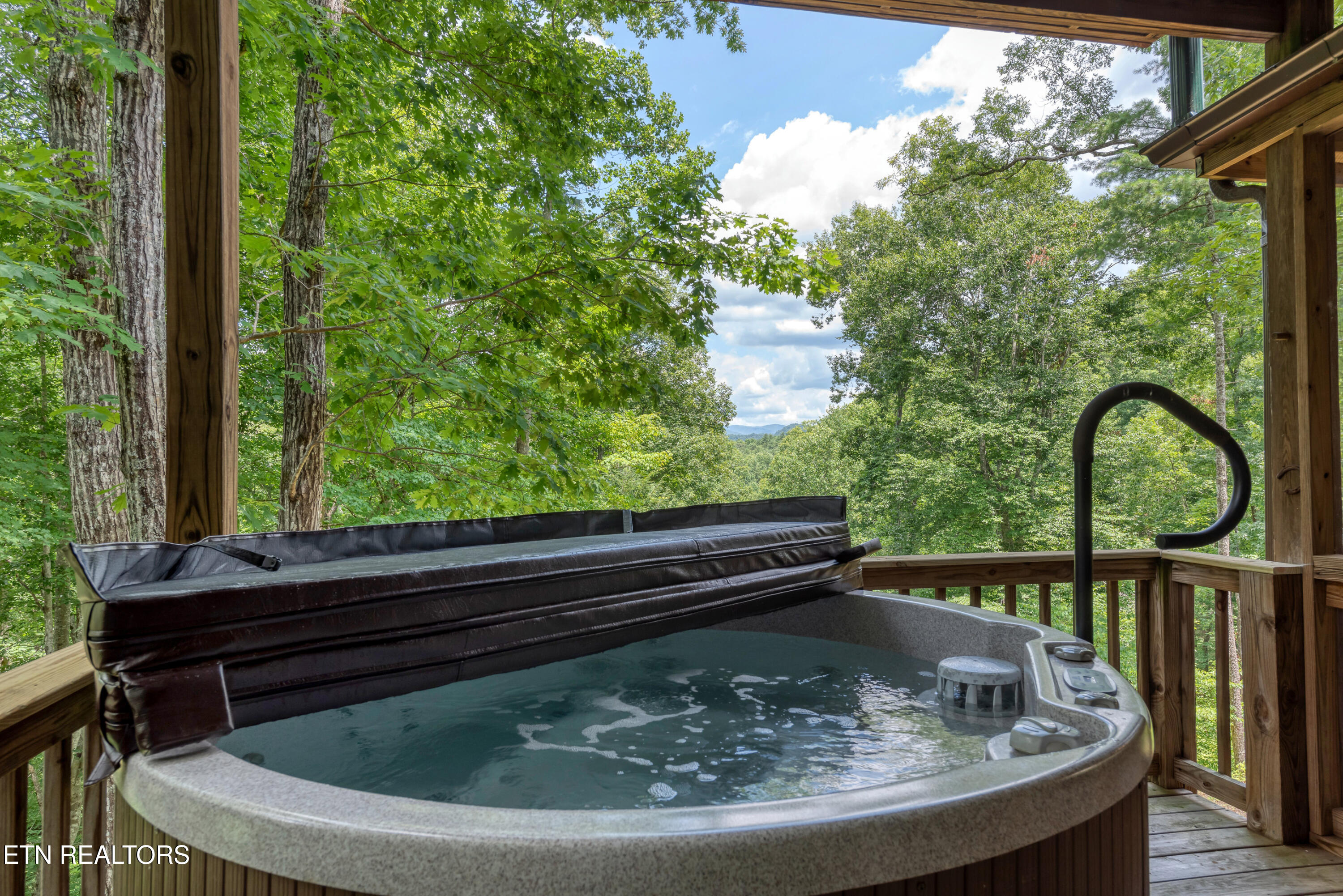 374 Laurel Road Townsend TN 37882