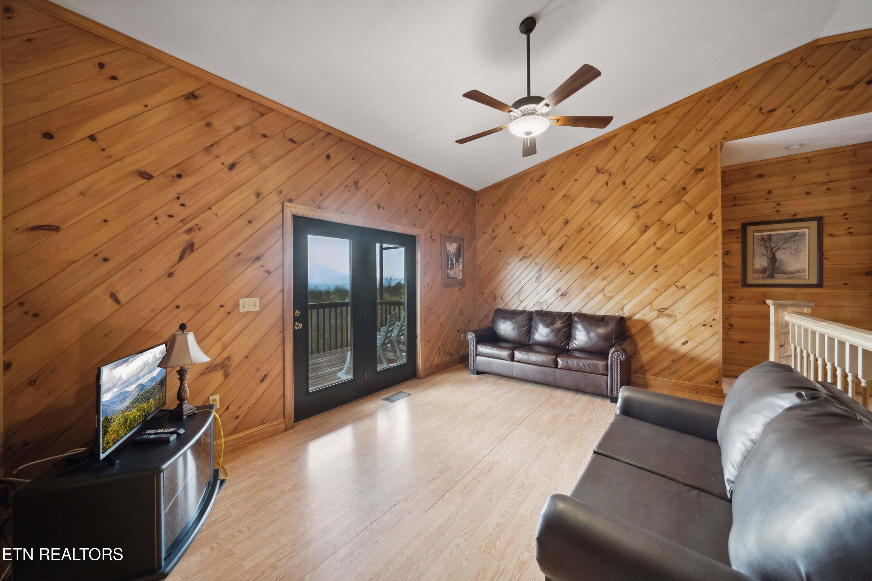 510 Wildflower Ridge Road Gatlinburg TN 37738