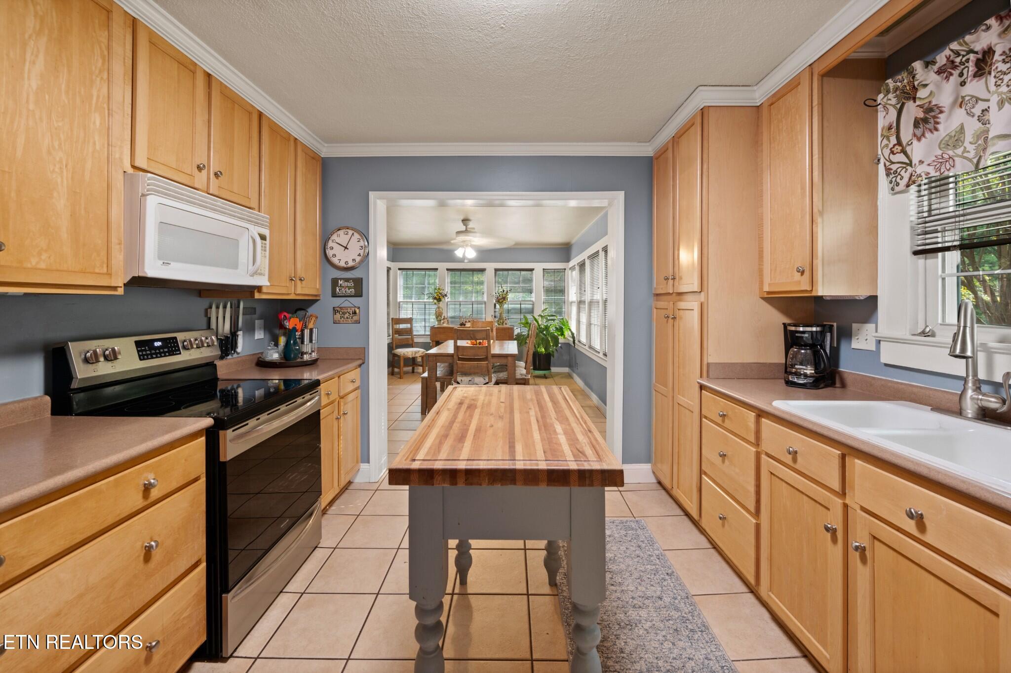 1103 Cedar Lane Knoxville TN 37912