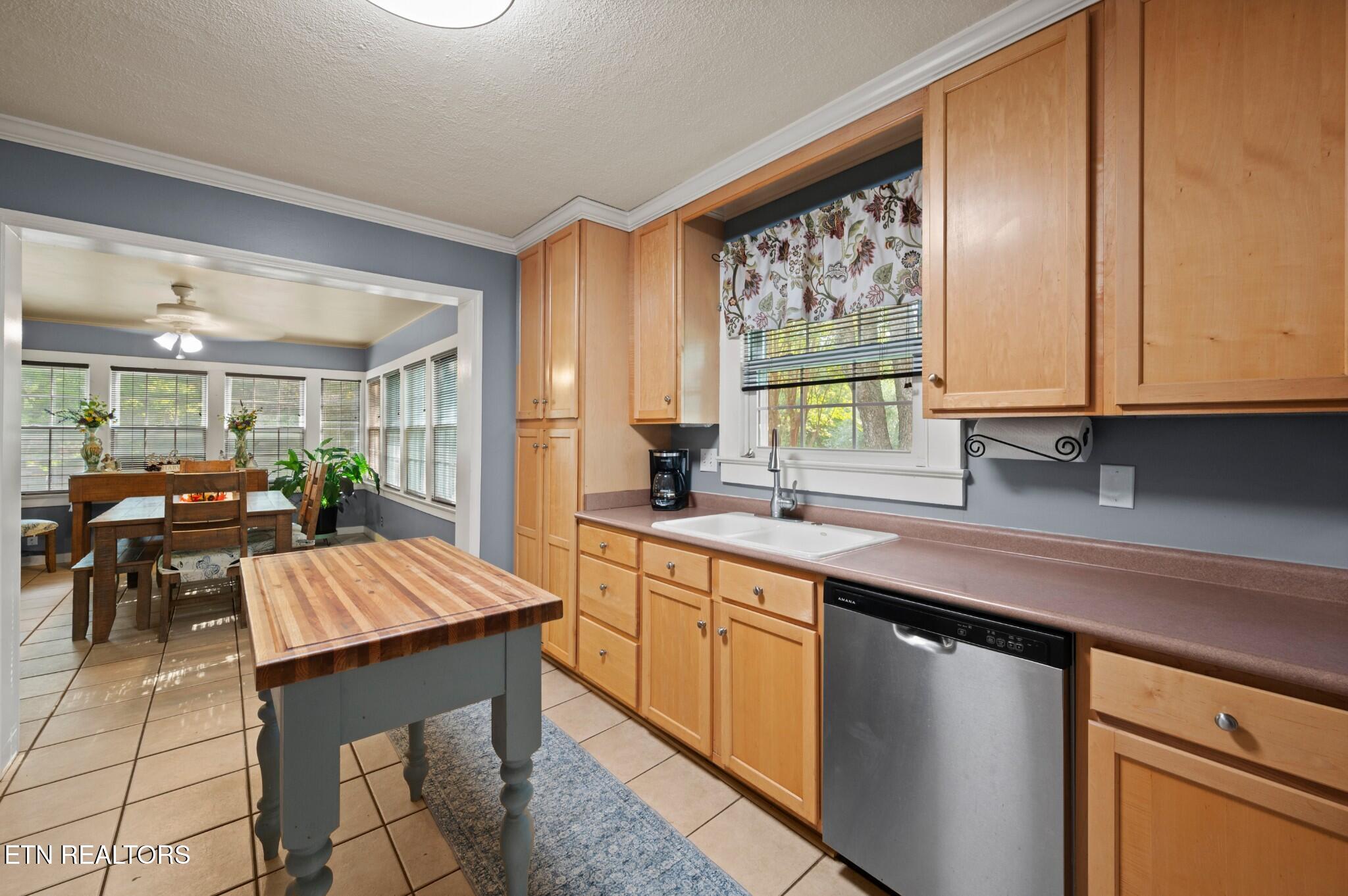 1103 Cedar Lane Knoxville TN 37912