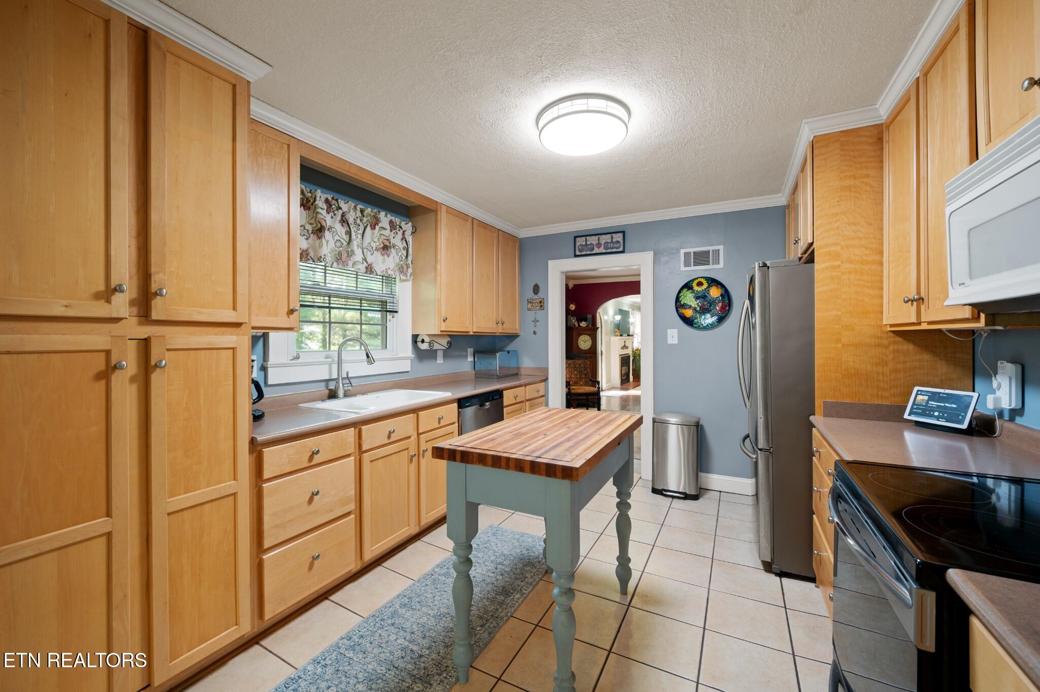 1103 Cedar Lane Knoxville TN 37912