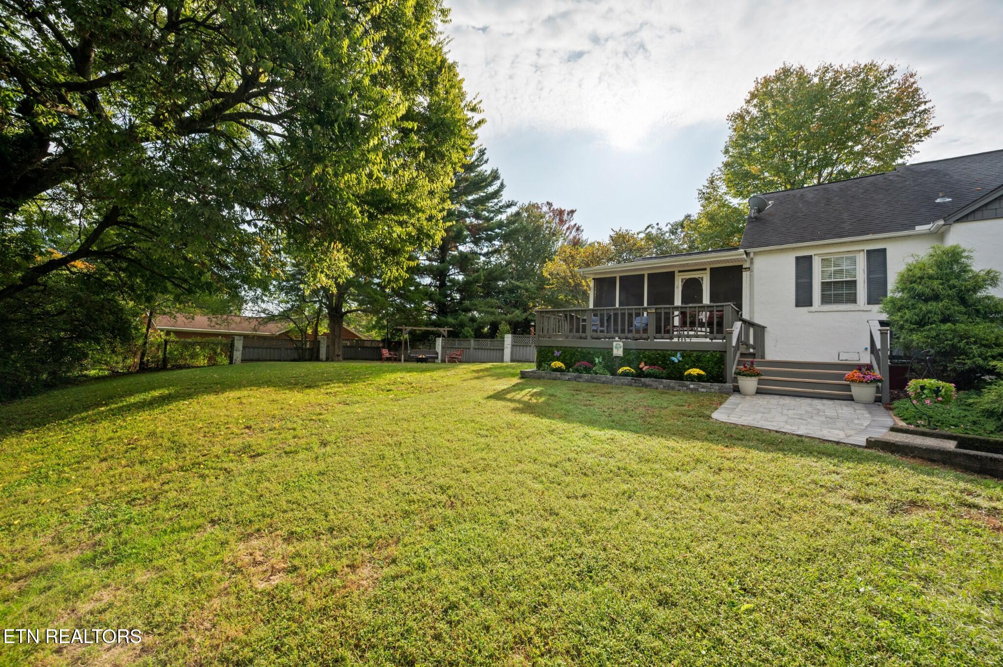 1103 Cedar Lane Knoxville TN 37912