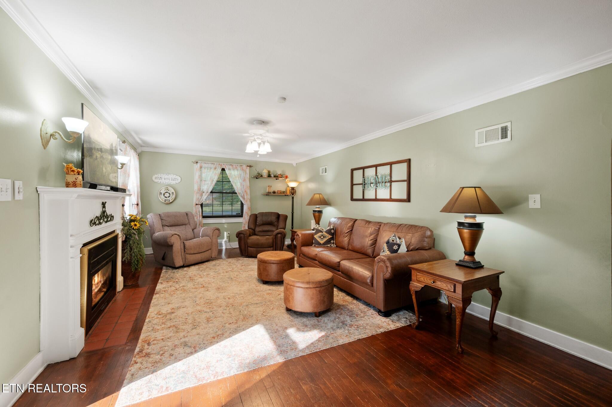 1103 Cedar Lane Knoxville TN 37912
