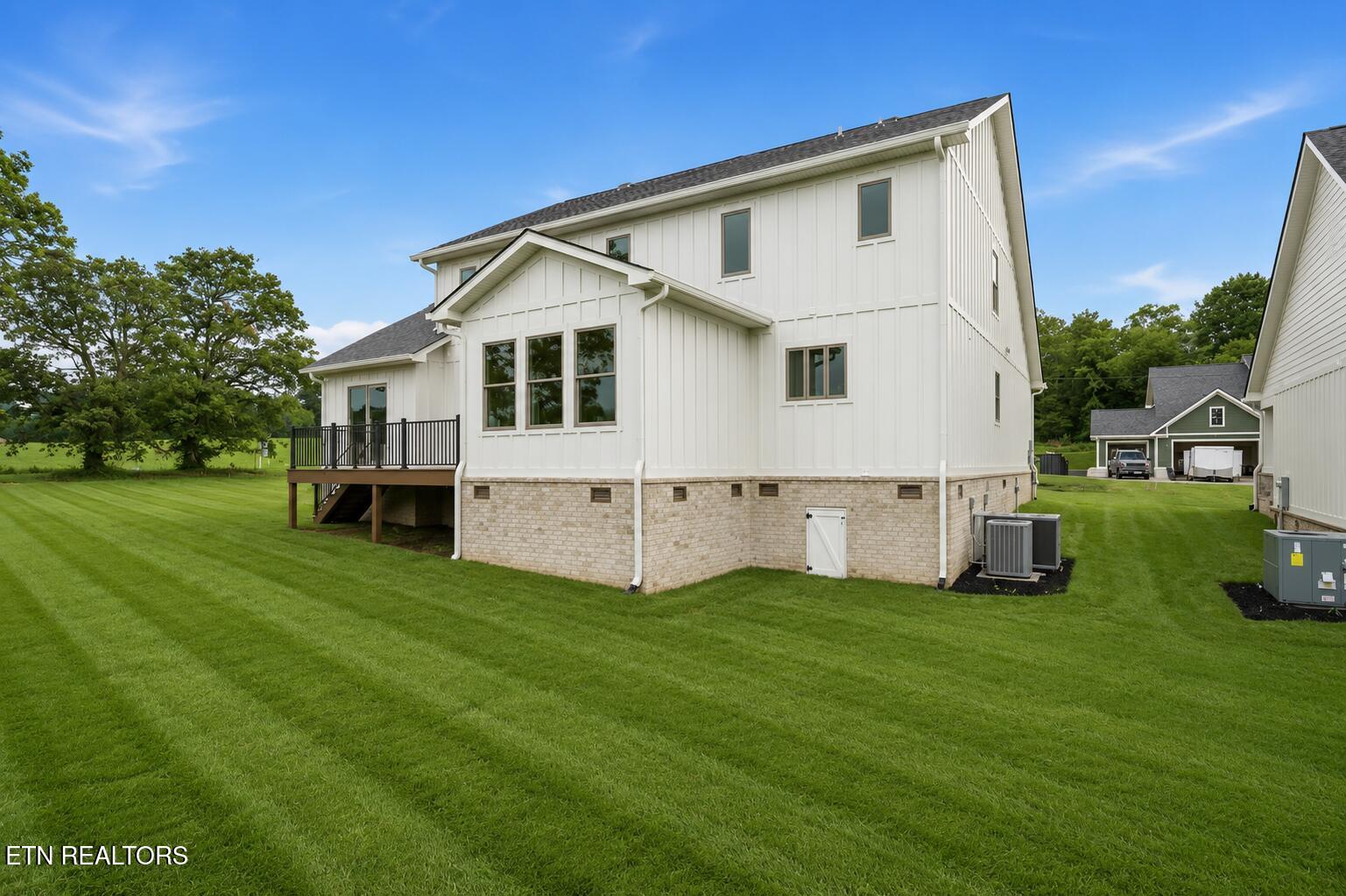 104 Cozy Manor Way Clinton TN 37716