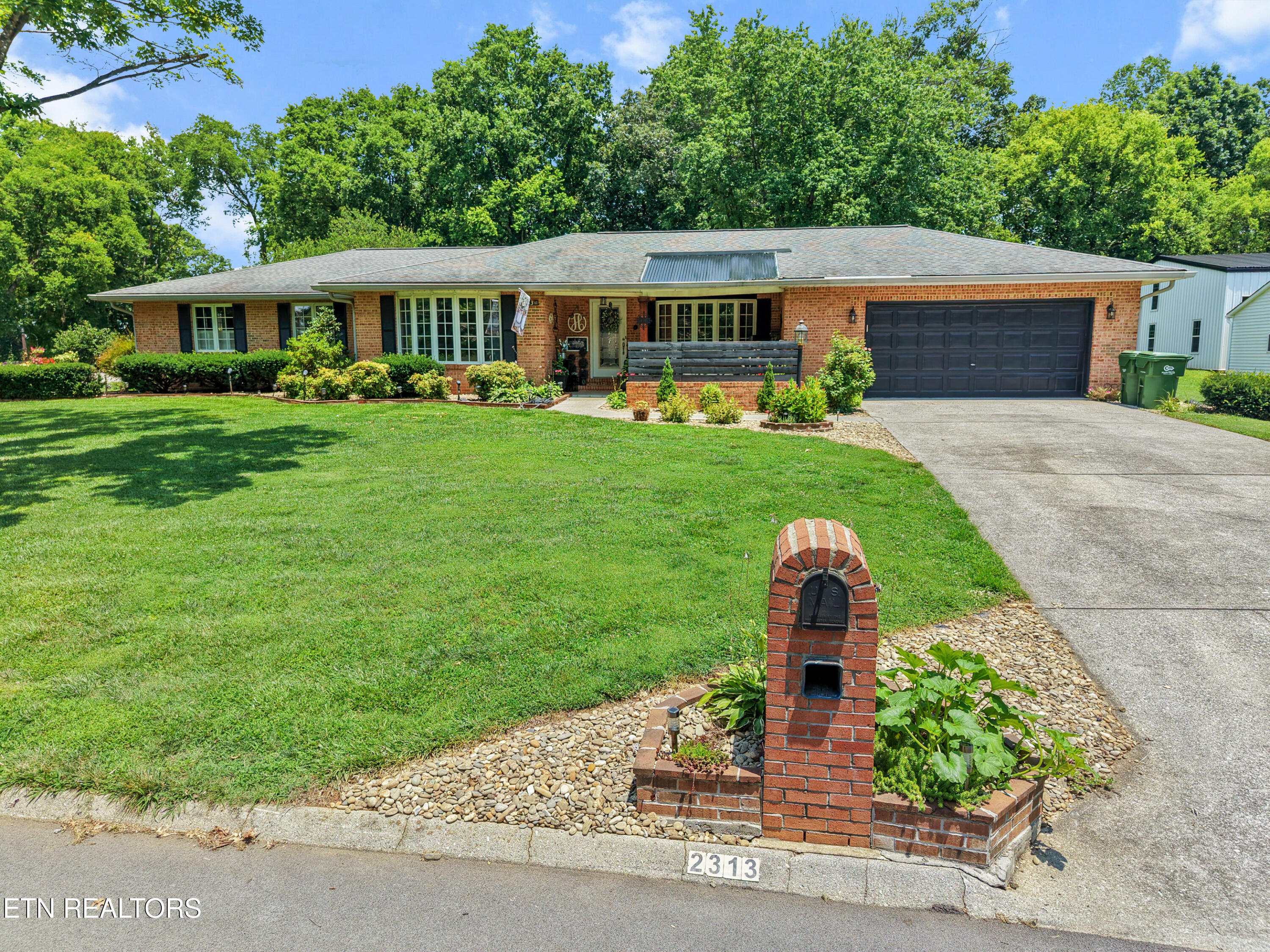2313 Chesterfield Drive Maryville TN 37803
