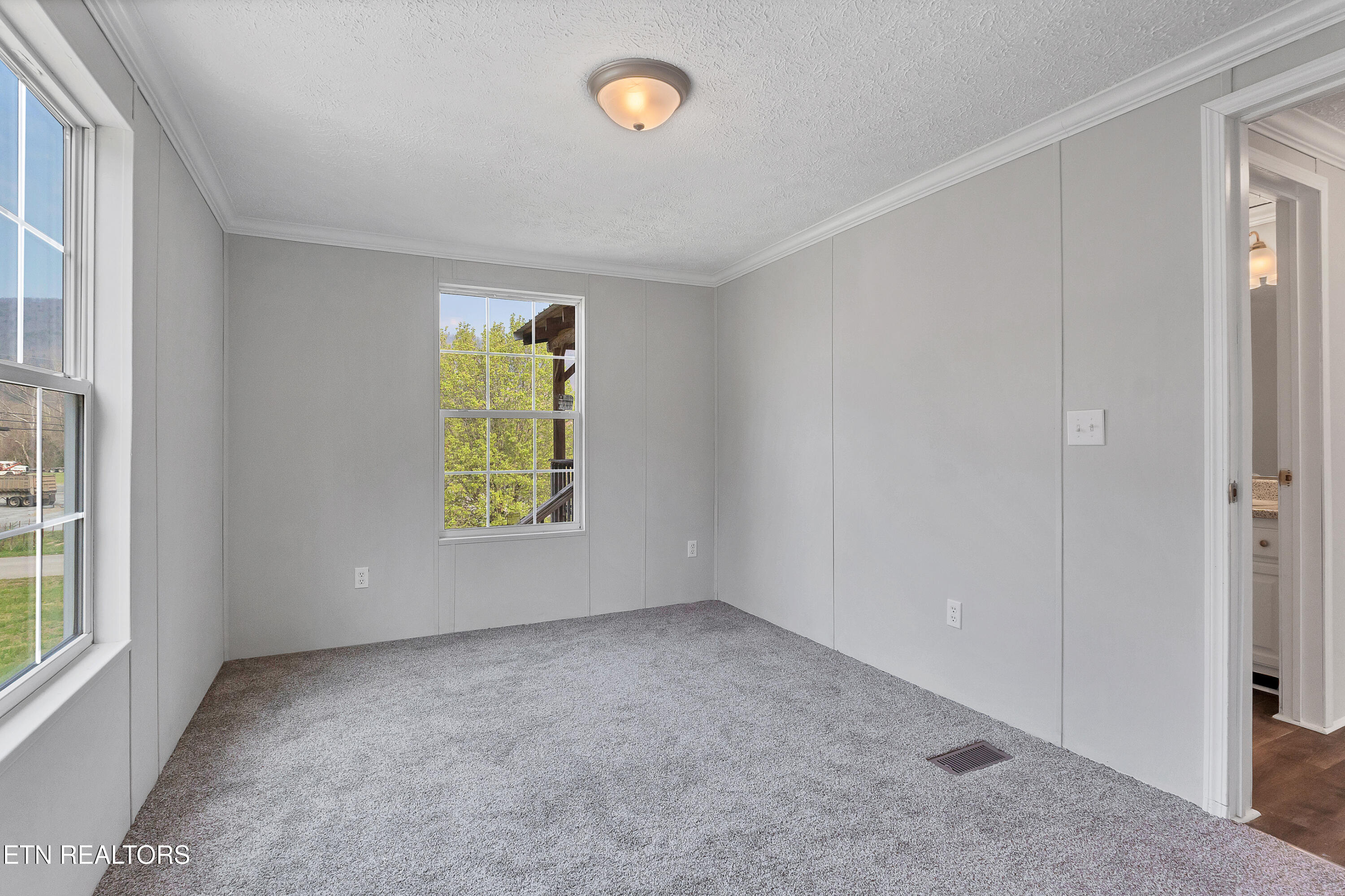 714 S Kingston Avenue Rockwood TN 37854