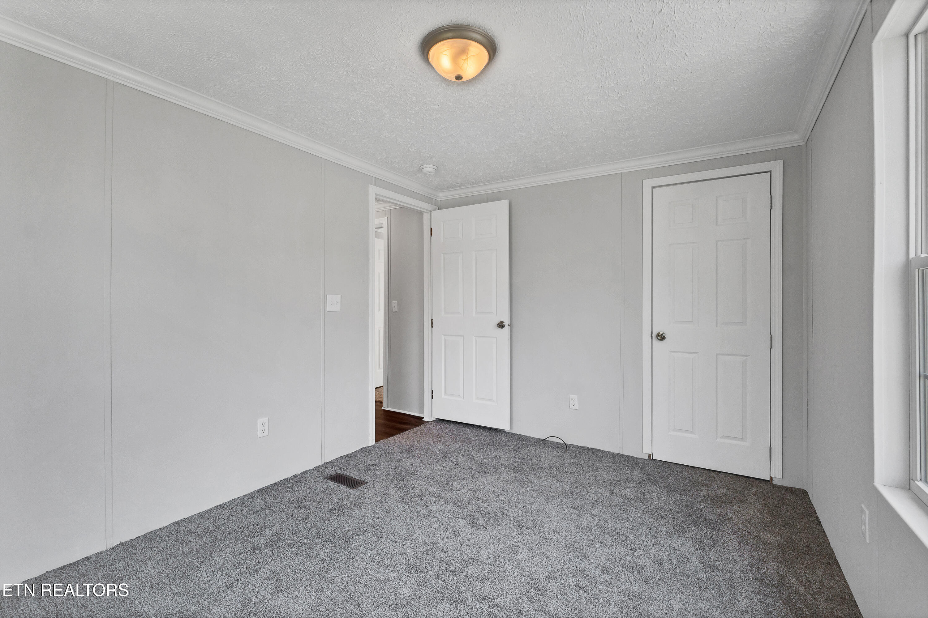 714 S Kingston Avenue Rockwood TN 37854