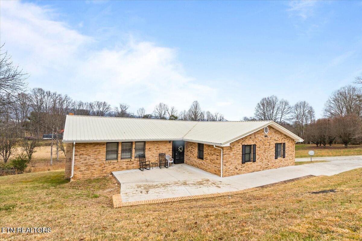 261 Lance Lane Lafollette TN 37766
