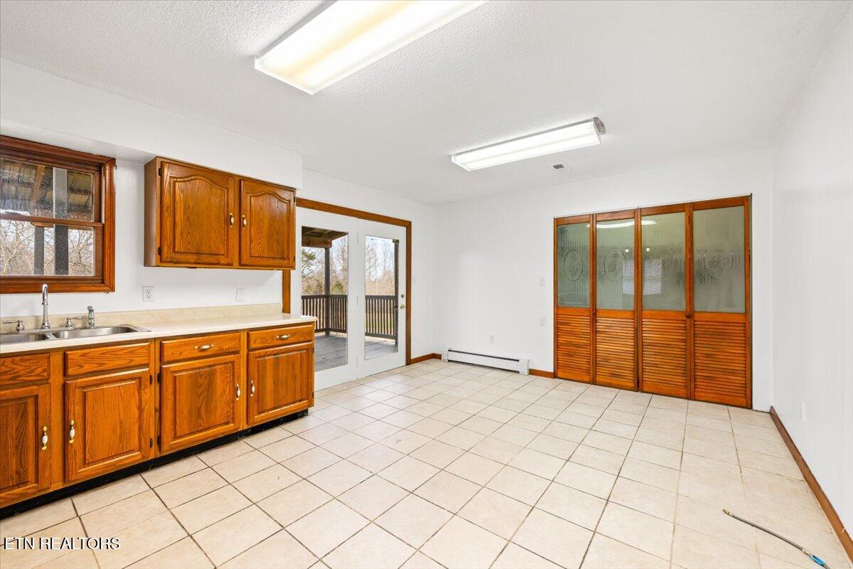 261 Lance Lane Lafollette TN 37766
