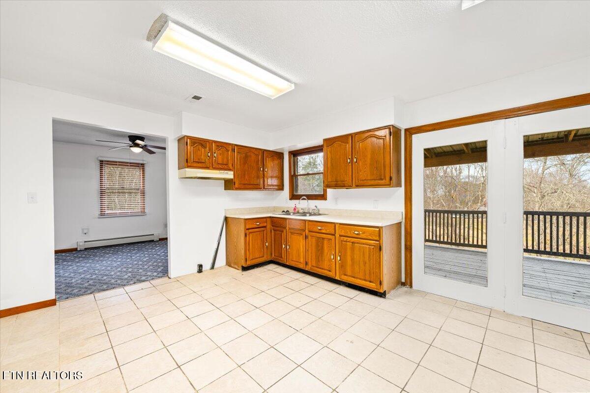 261 Lance Lane Lafollette TN 37766