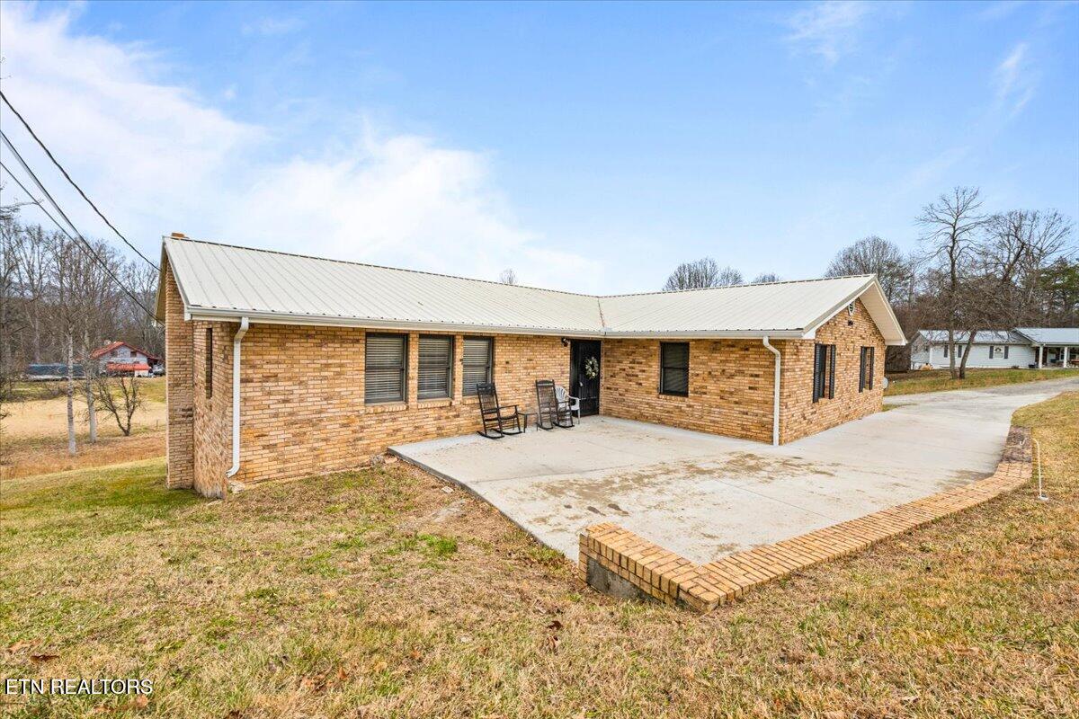 261 Lance Lane Lafollette TN 37766