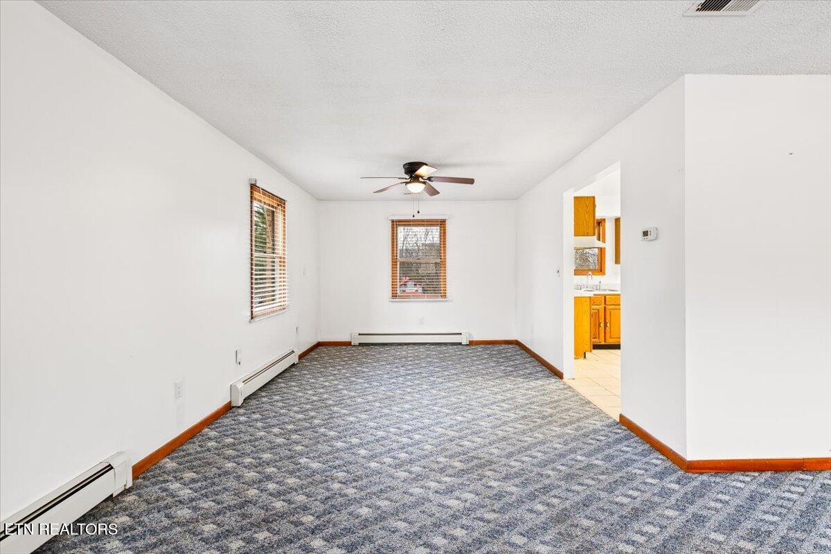 261 Lance Lane Lafollette TN 37766
