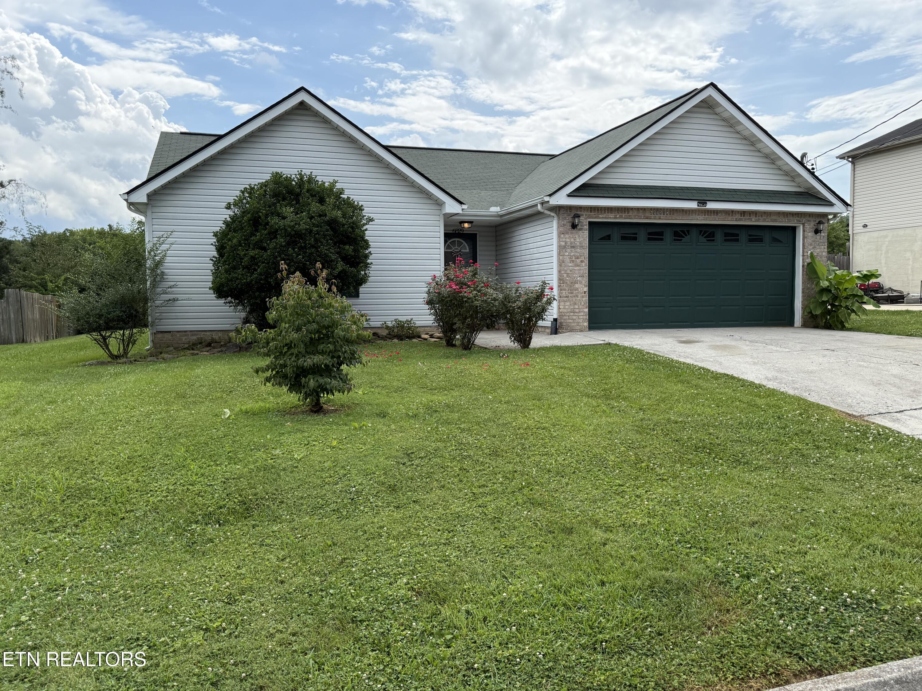 6829 Saint Croix Lane Knoxville TN 37918