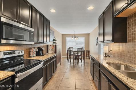 645 Berrywood Drive Maryville TN 37801