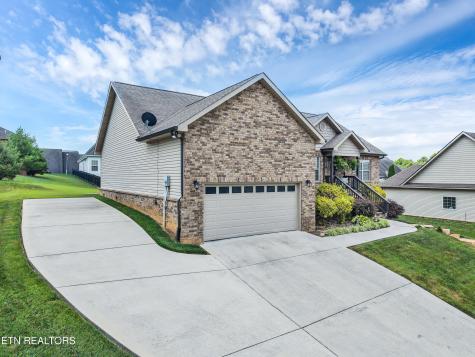 645 Berrywood Drive Maryville TN 37801