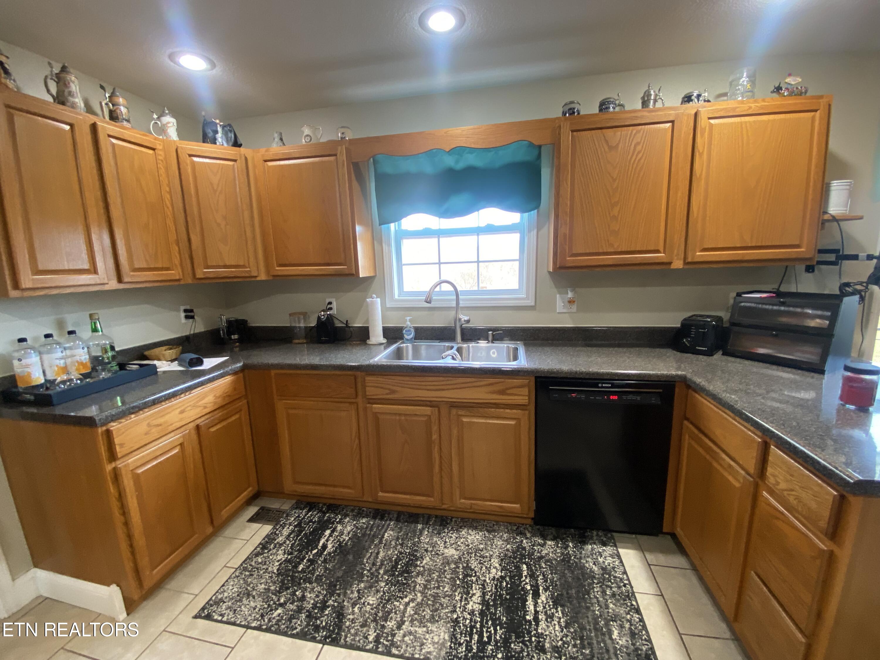 1360 Benjamin Boulevard Sevierville TN 37876