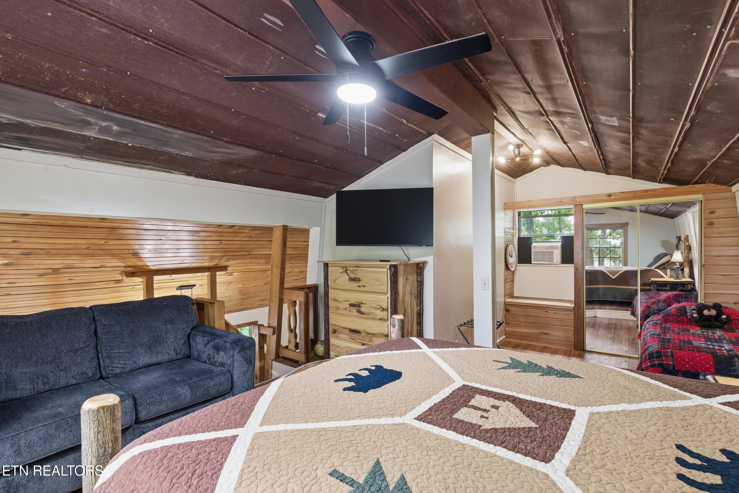 730 Chris Way Sevierville TN 37876