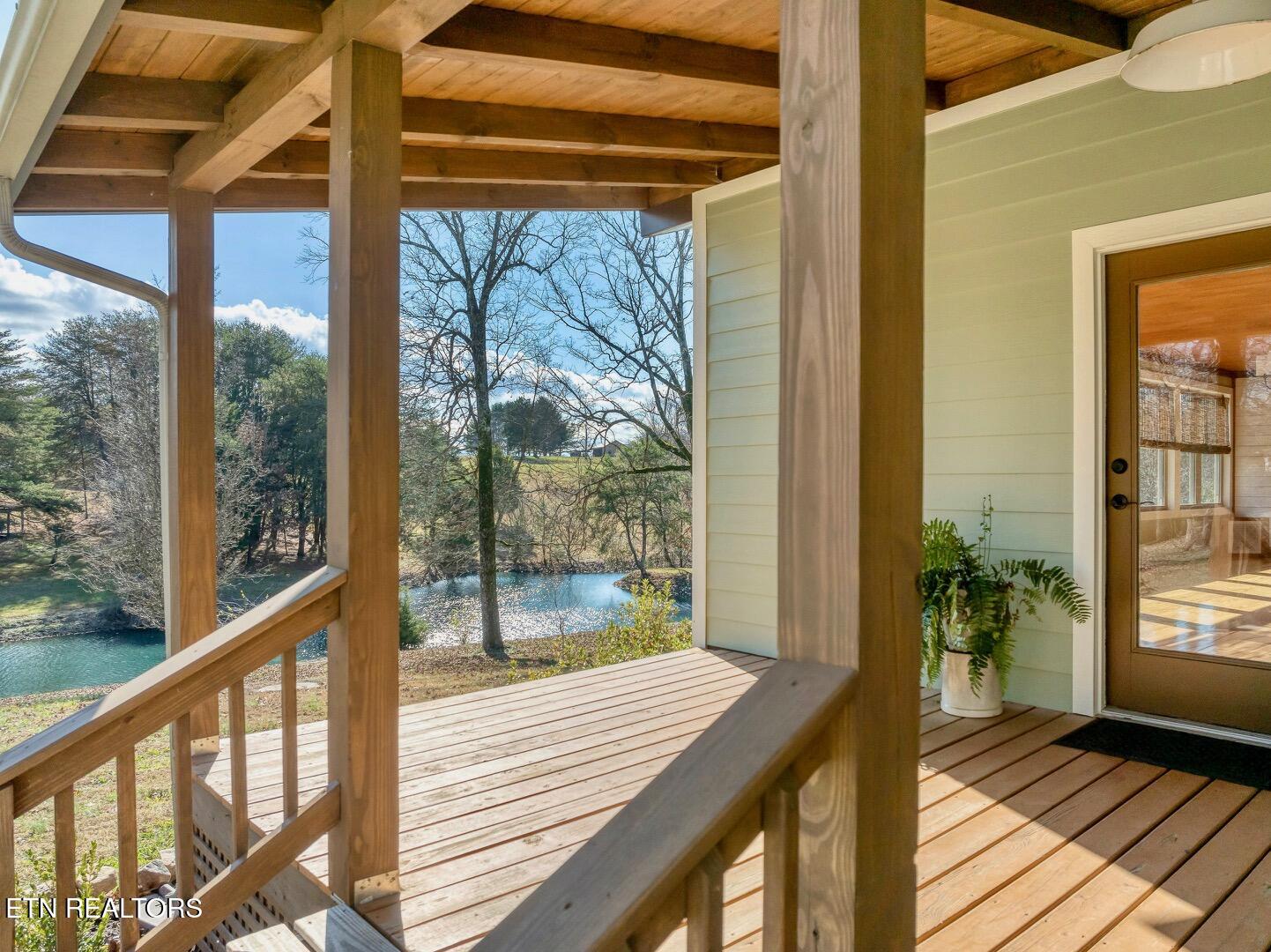 753 Farmington Way Maryville TN 37801
