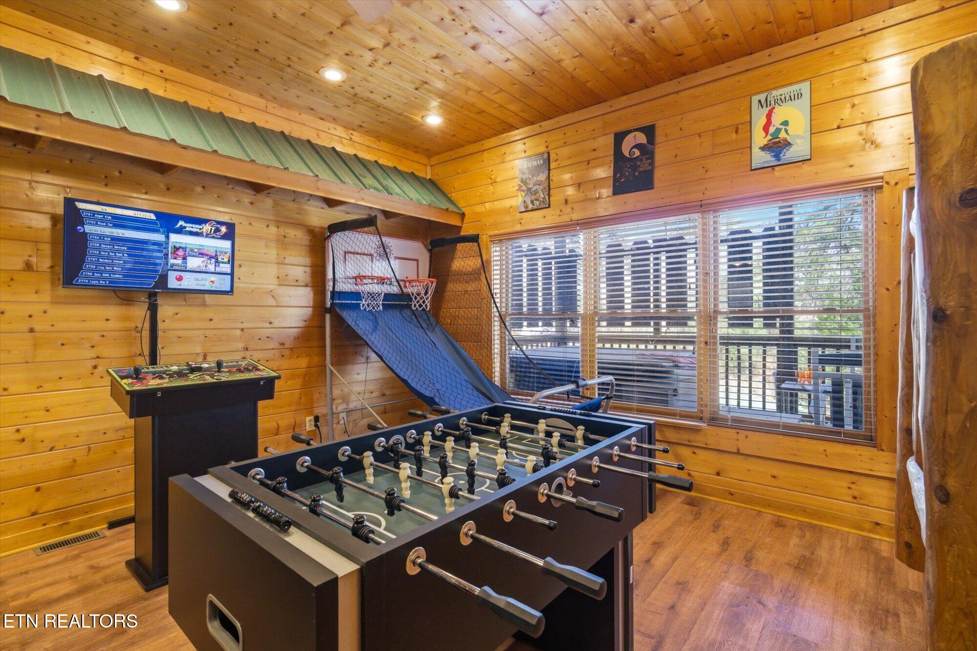 741 Chickasaw Gap Way Pigeon Forge TN 37863