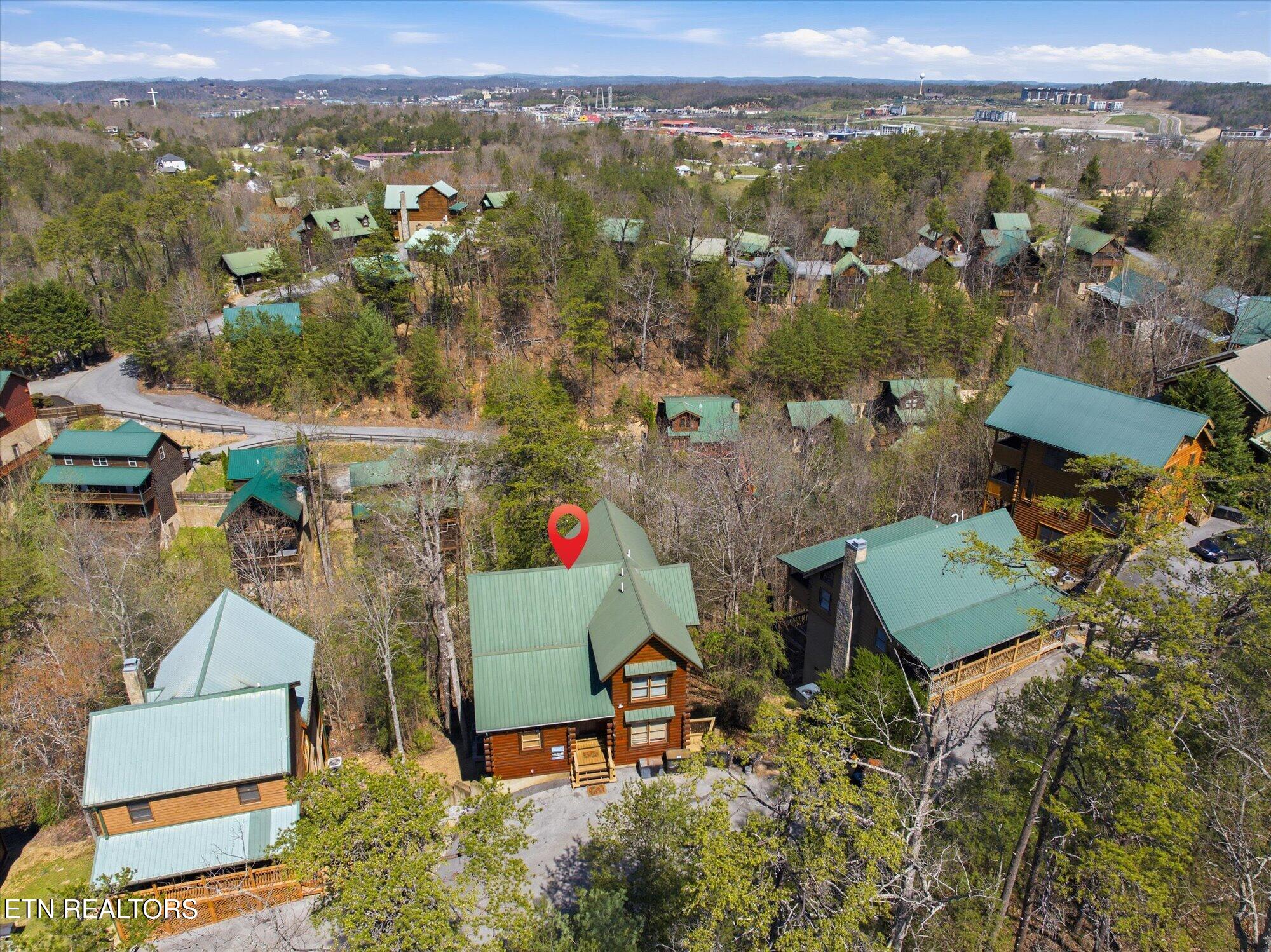 741 Chickasaw Gap Way Pigeon Forge TN 37863