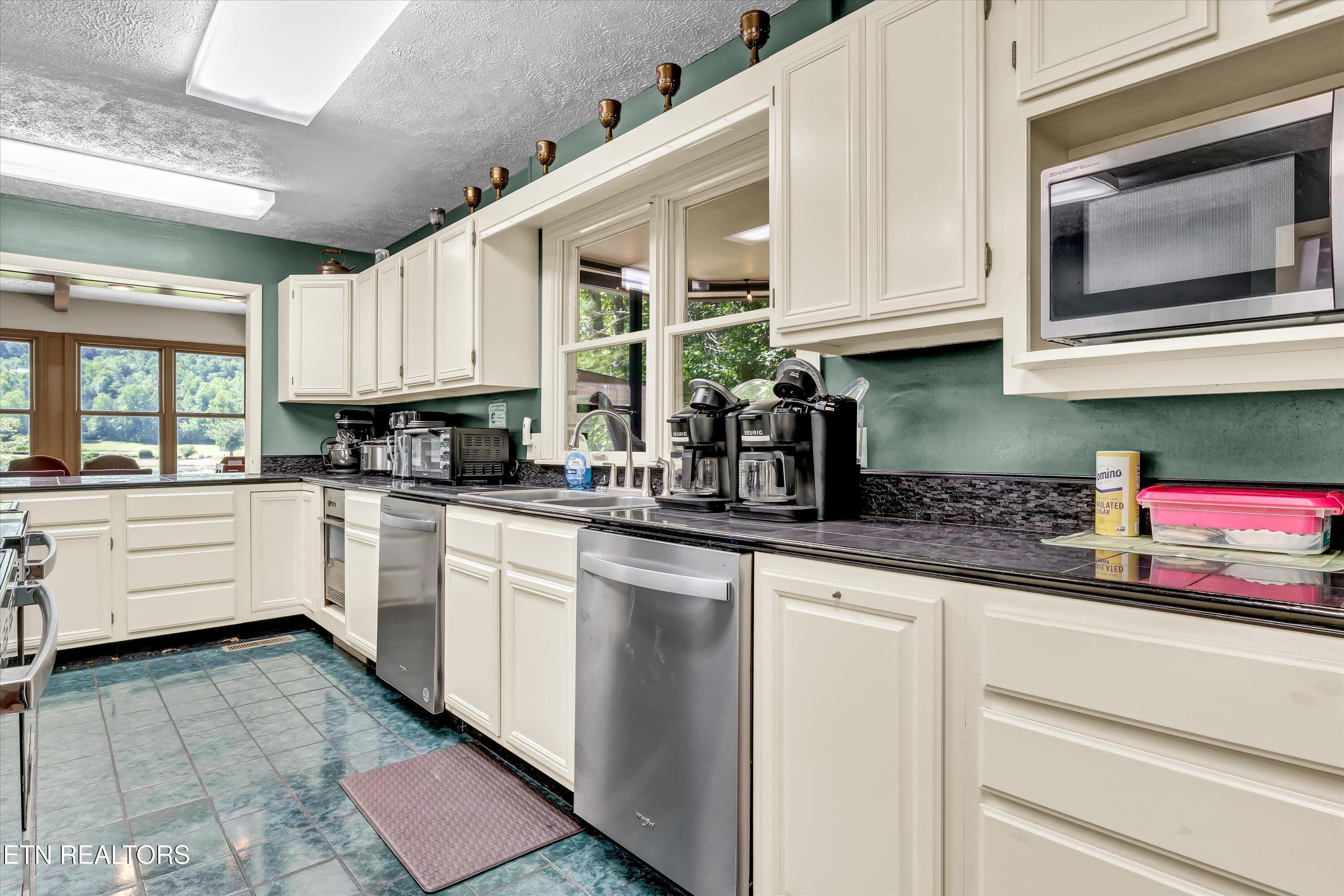 3950 Castle Road Gatlinburg TN 37738