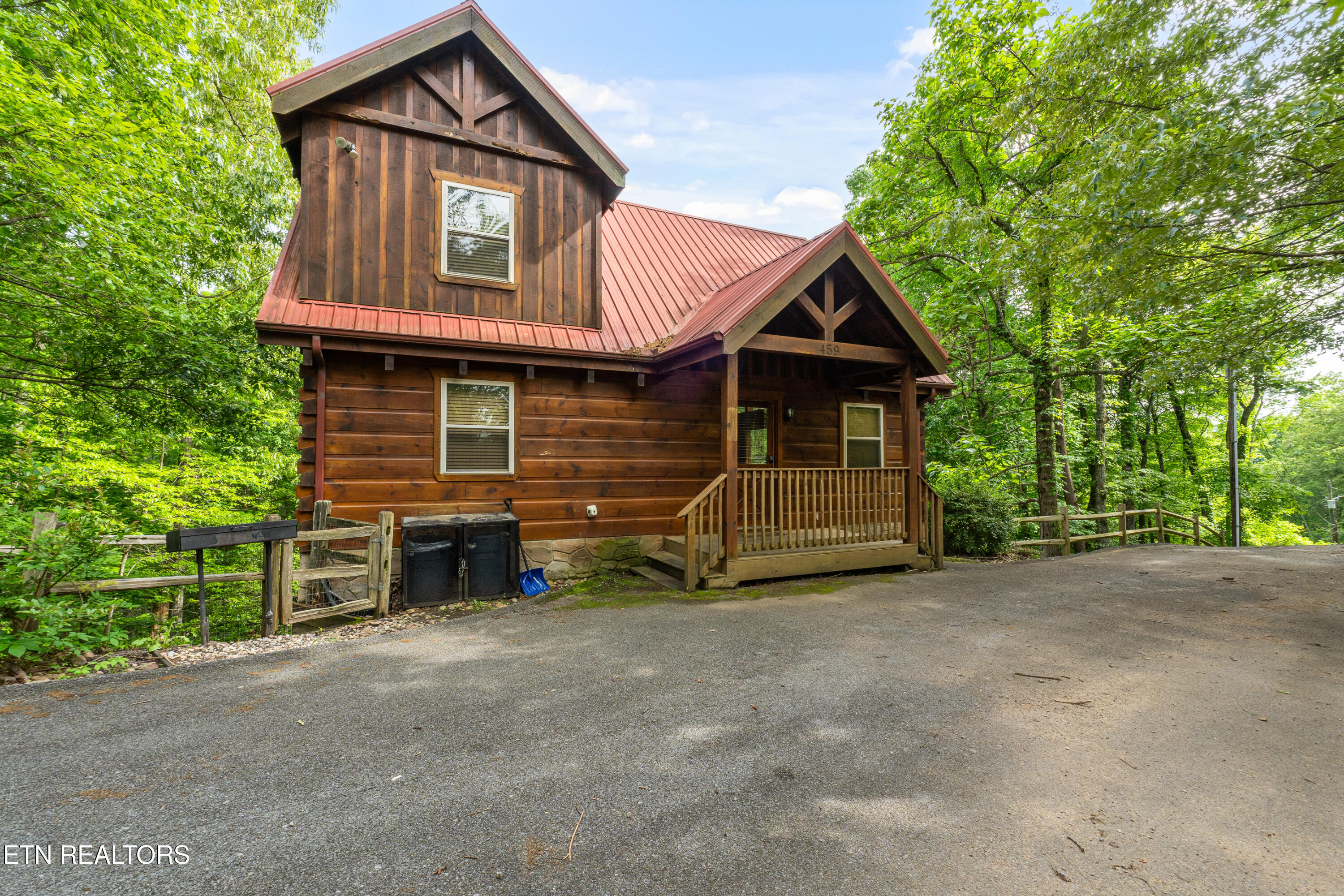 459 Ownby Circle Gatlinburg TN 37738