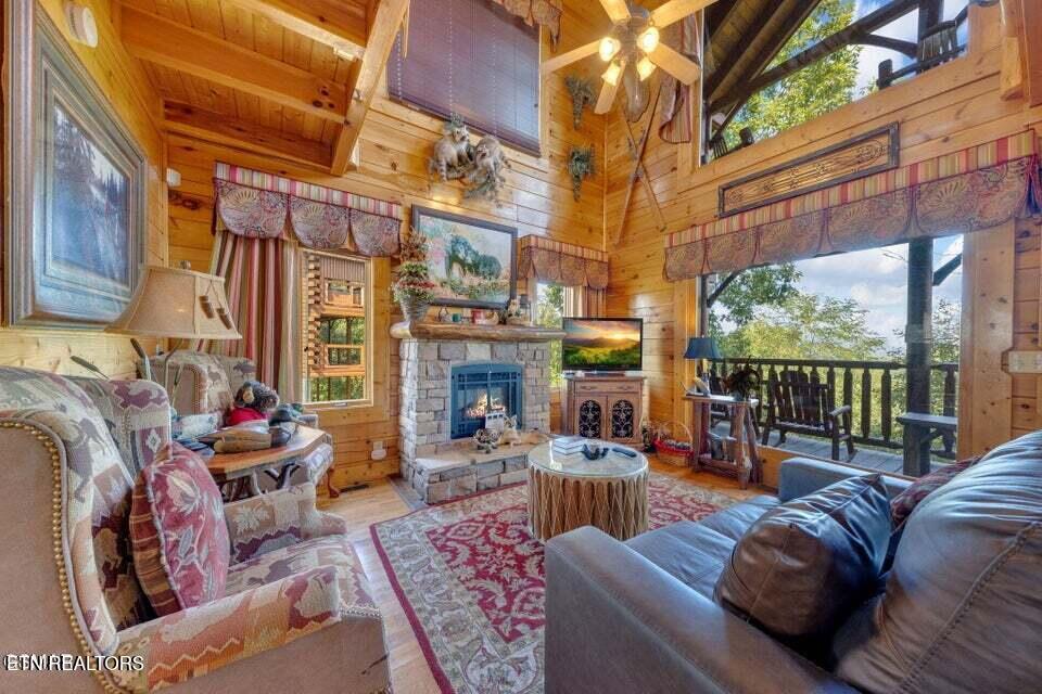 2835 White Oak Ridge Lane Sevierville TN 37862