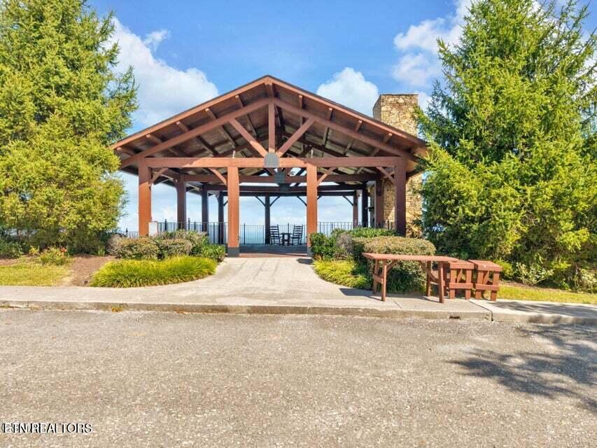 2835 White Oak Ridge Lane Sevierville TN 37862