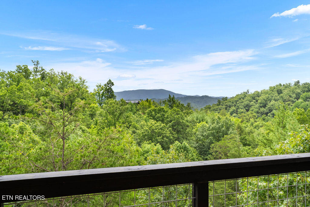 3123 Laughing Pine Lane Sevierville TN 37862