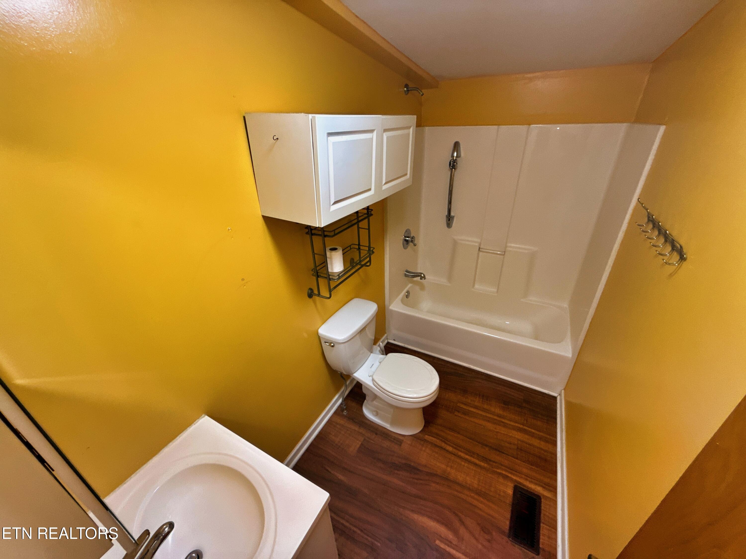 1325 Sharp Lane Caryville TN 37714