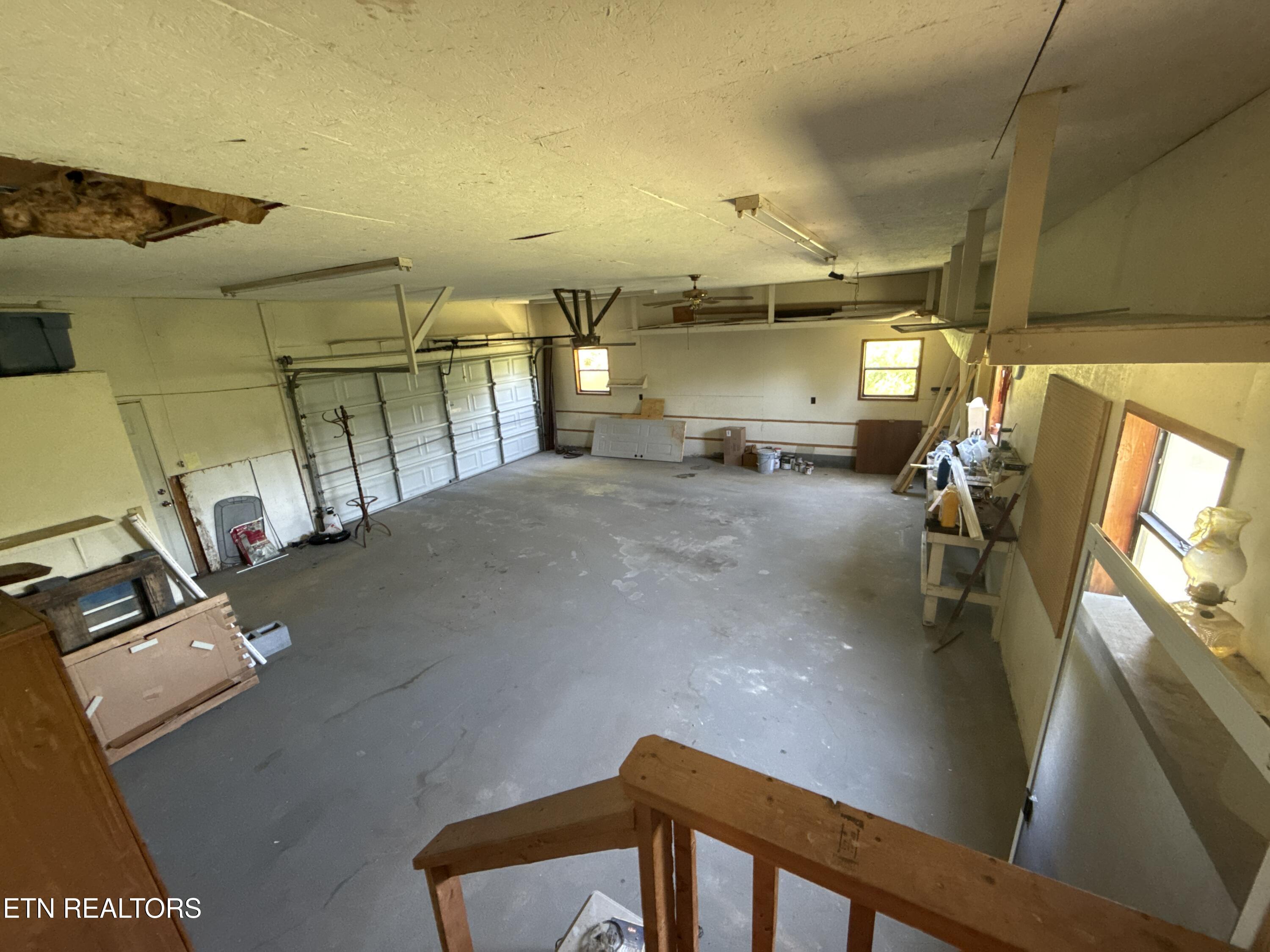 1325 Sharp Lane Caryville TN 37714