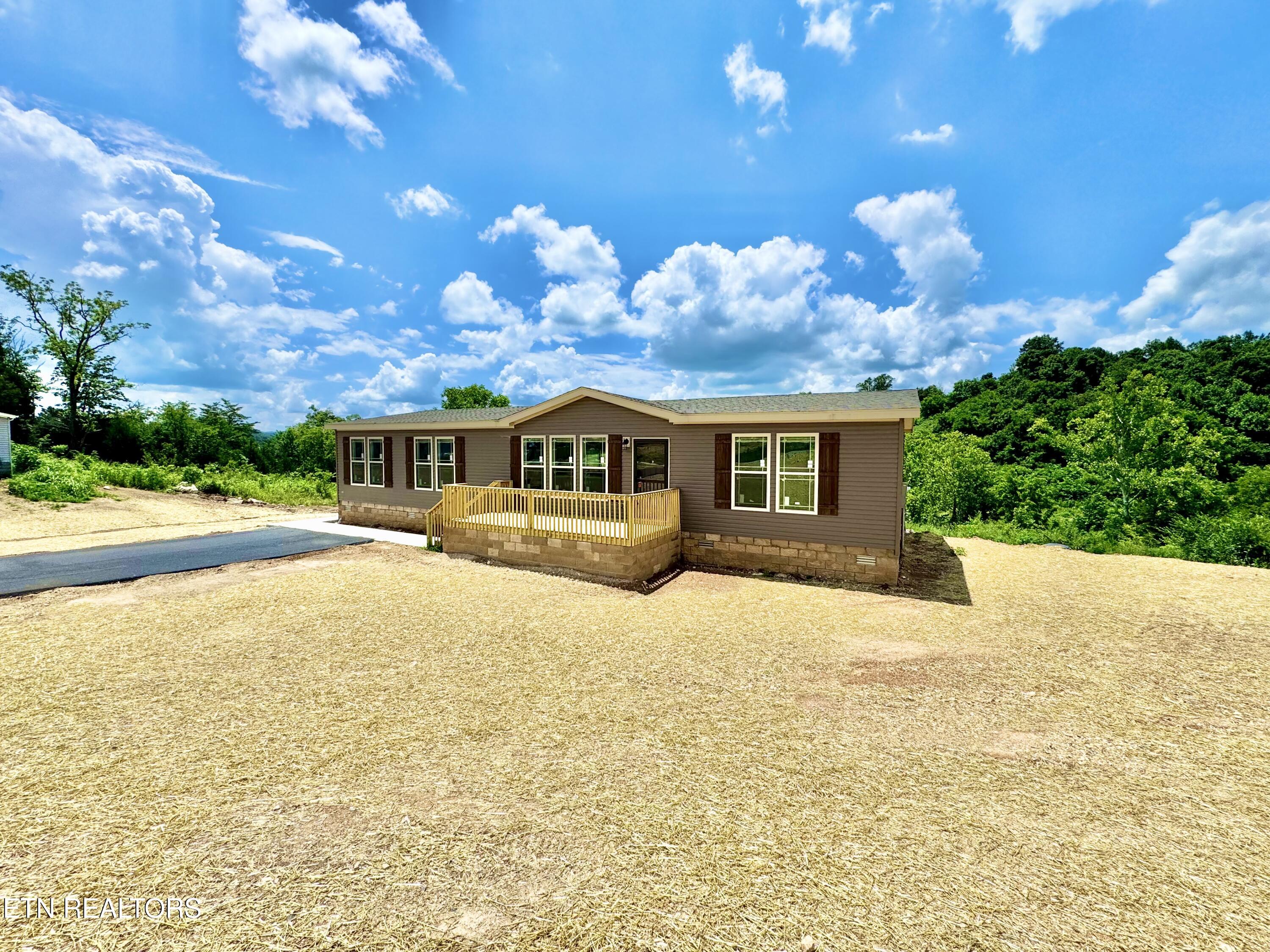 329 Perkey Way New Tazewell TN 37825