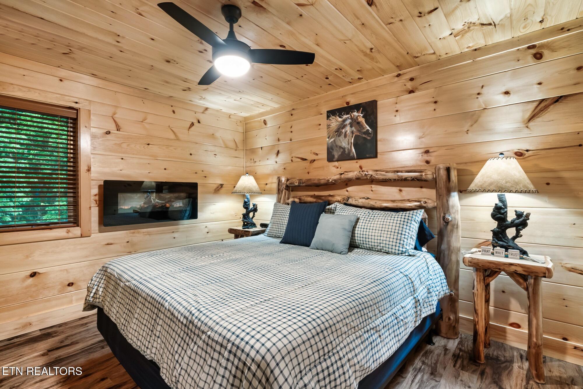 3211 Old Mountain Road Sevierville TN 37876