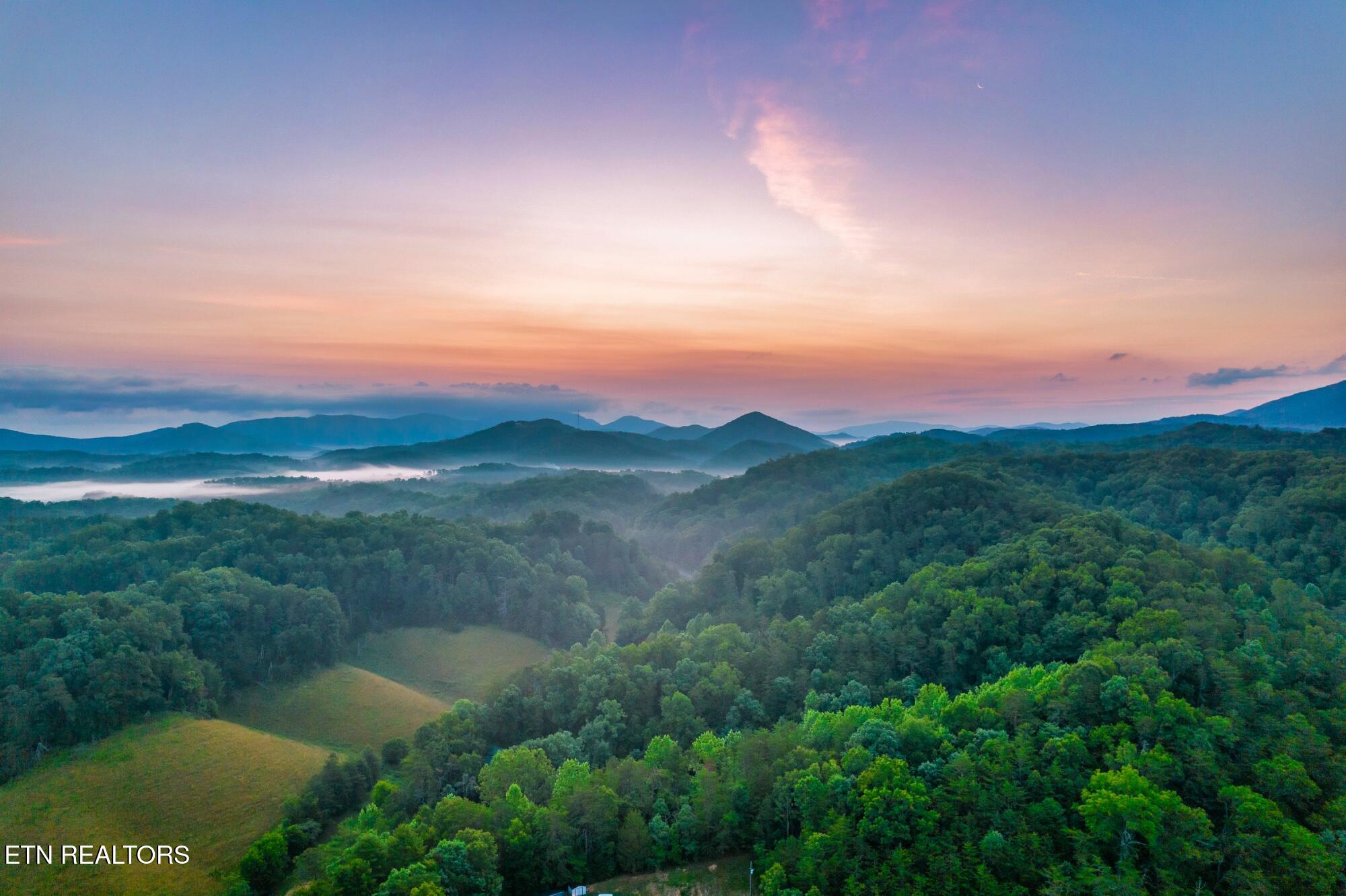3211 Old Mountain Road Sevierville TN 37876