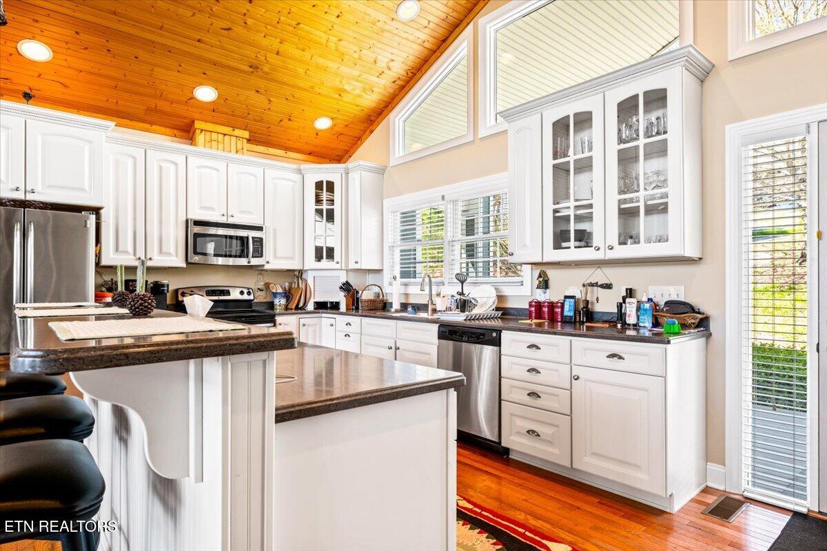 340 Deer Meadow Circle Lafollette TN 37766
